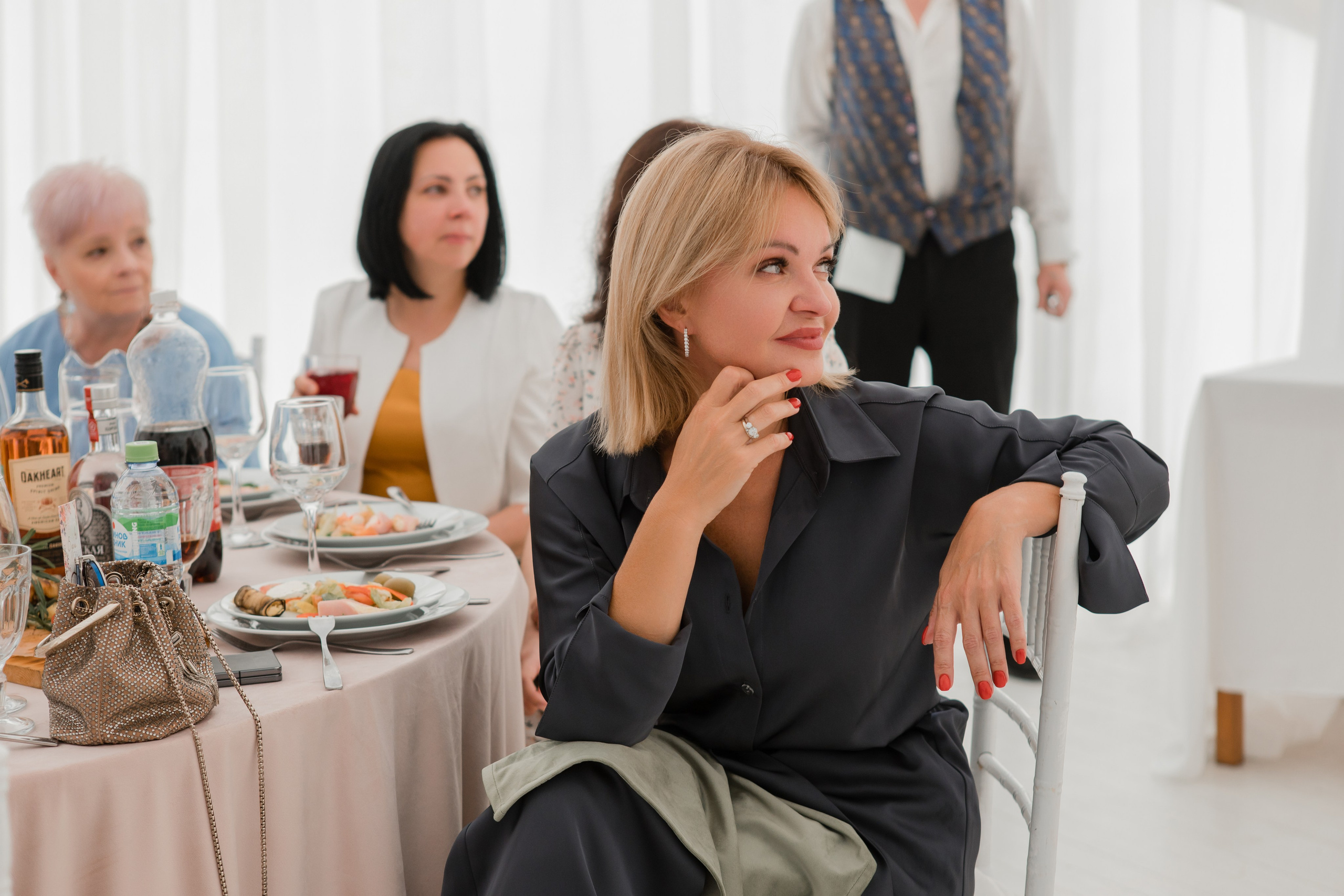 Павел и Ангелина. Видеосъемка и фотосъемка свадеб. Фотограф и оператор на свадьбу. Видеосъемка подкастов, собственная видео-фотостудии. Предметная фотосъемка