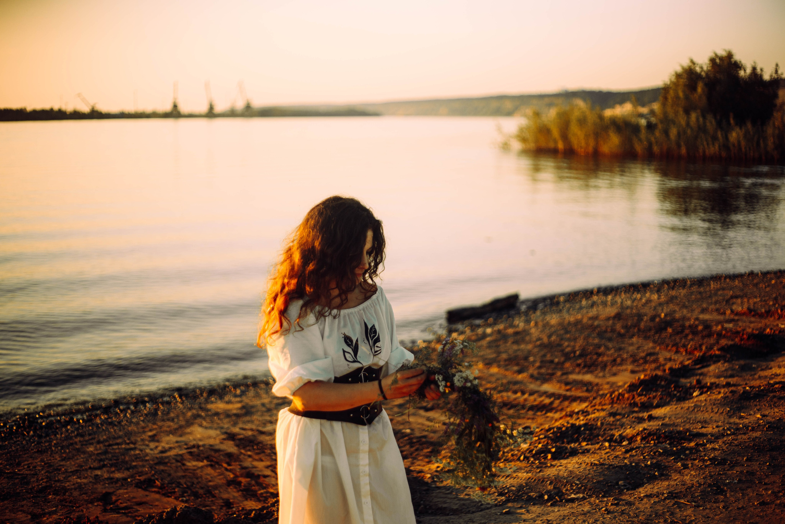 Ивана Купала на закате. Арт-фотограф Крис Л. в Тобольске: портрет, семейные, свадьбы