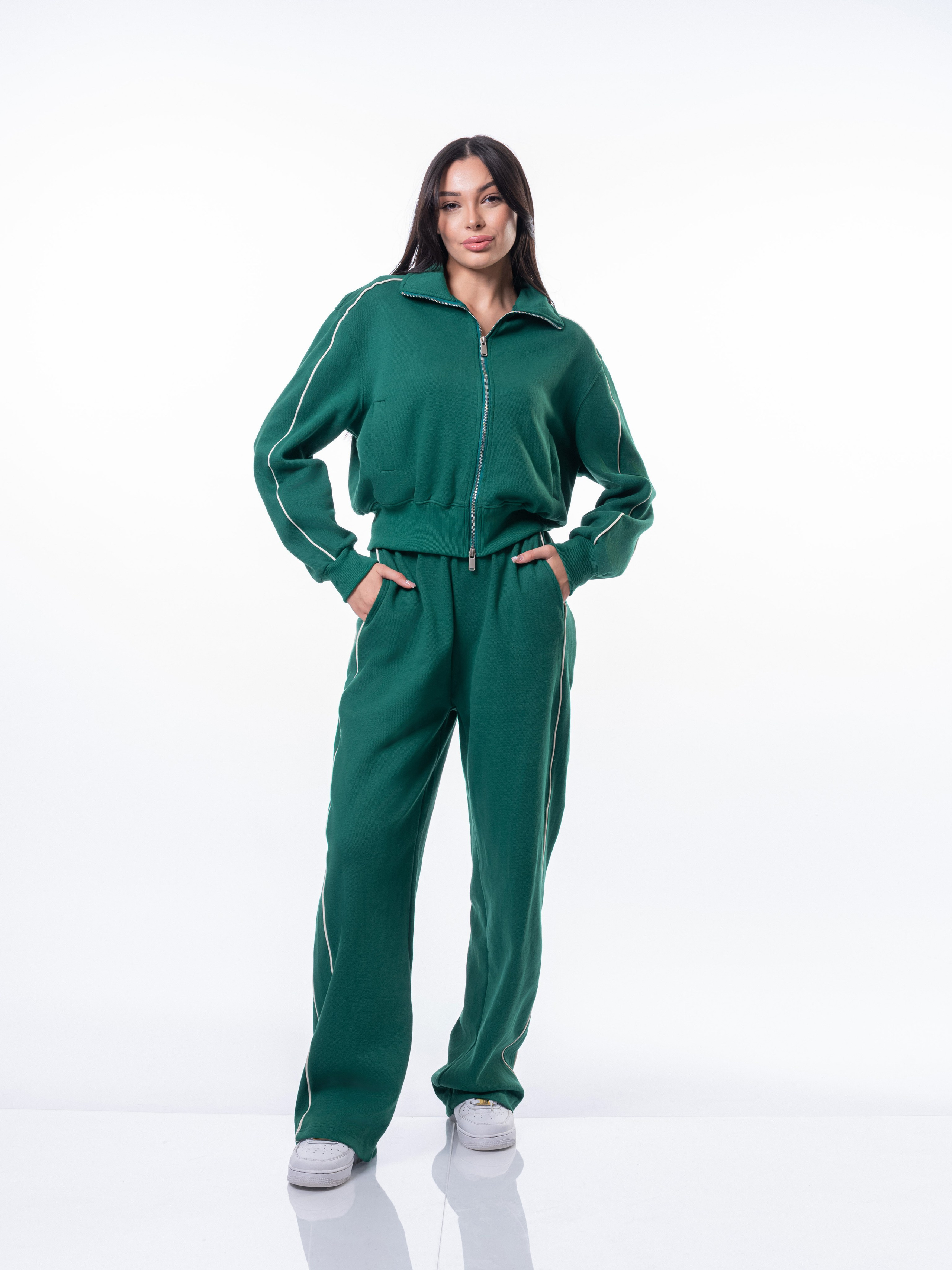 МОДЕЛЬ АННА. Студия рекламной и предметной съемки товаров WELKO Studio