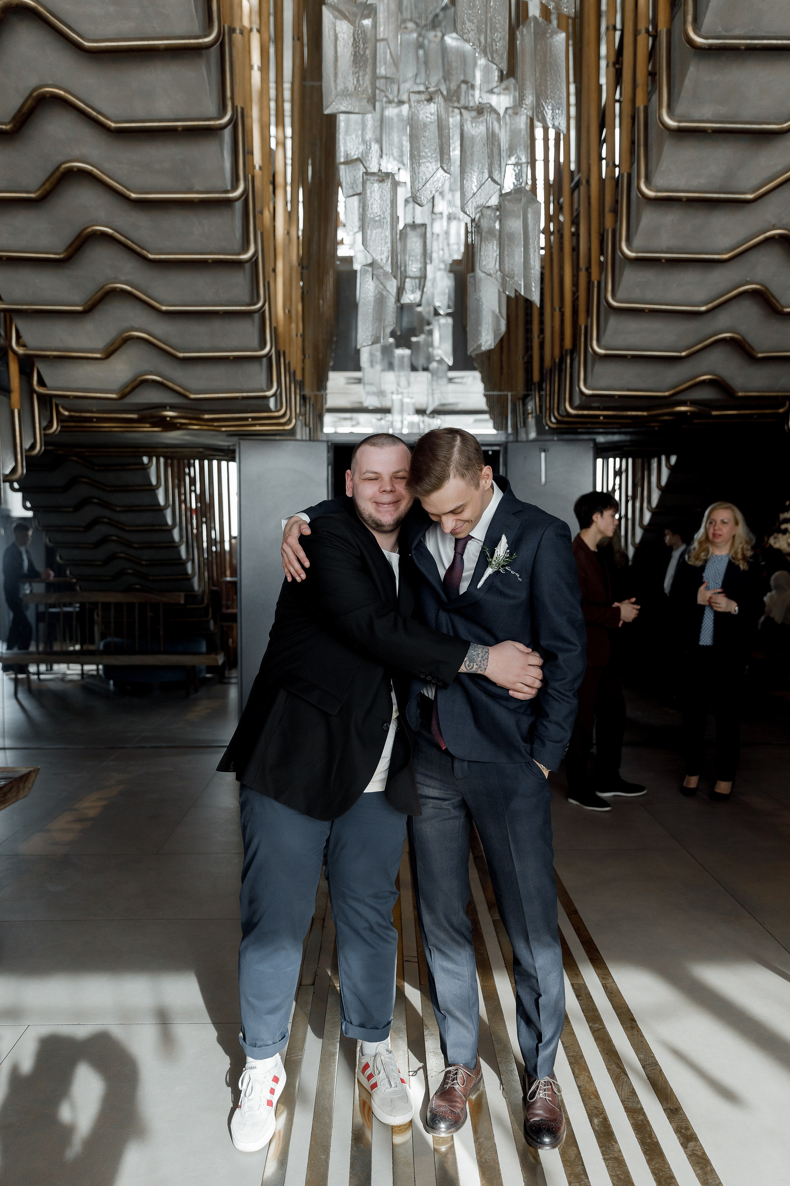 Паша&Настя (роспись Москва-сити Birds). Фотограф в Москве Юлия Хамзина