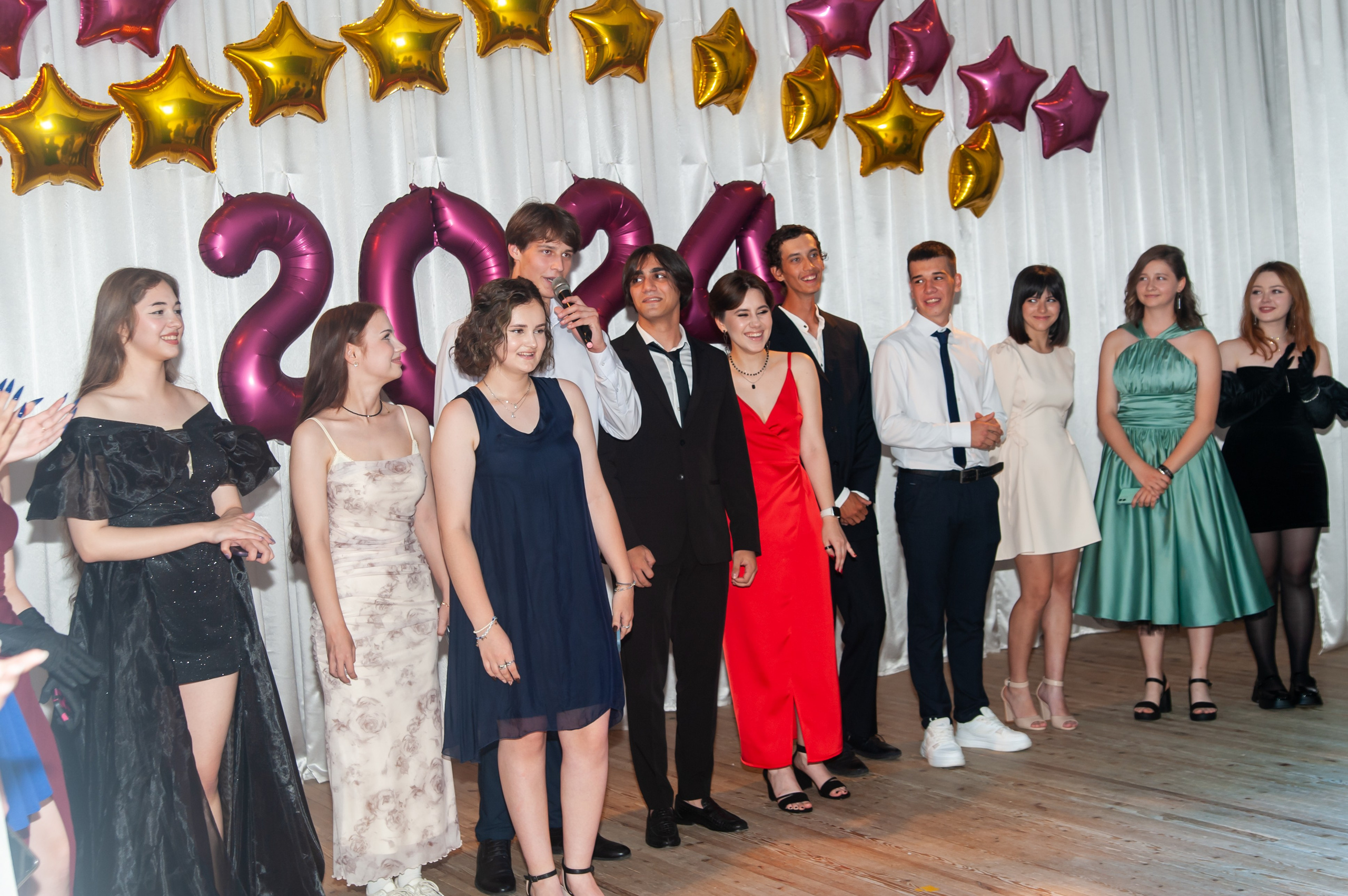 Выпускной МАОУ СОШ № 17 им. Эдуарда Есаяна. Свадебный и семейный фотограф Денис Лукьянов в Краснодаре, Краснодарском крае и Республике Крым