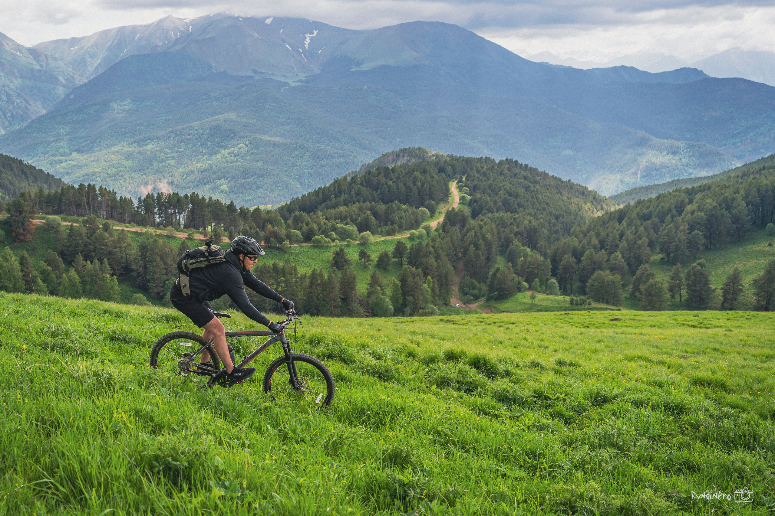 Велотур Худес и плато Канжол 08.06.24 Ковальтур. Репортажный фотограф в Краснодаре Рындин Дмитрий