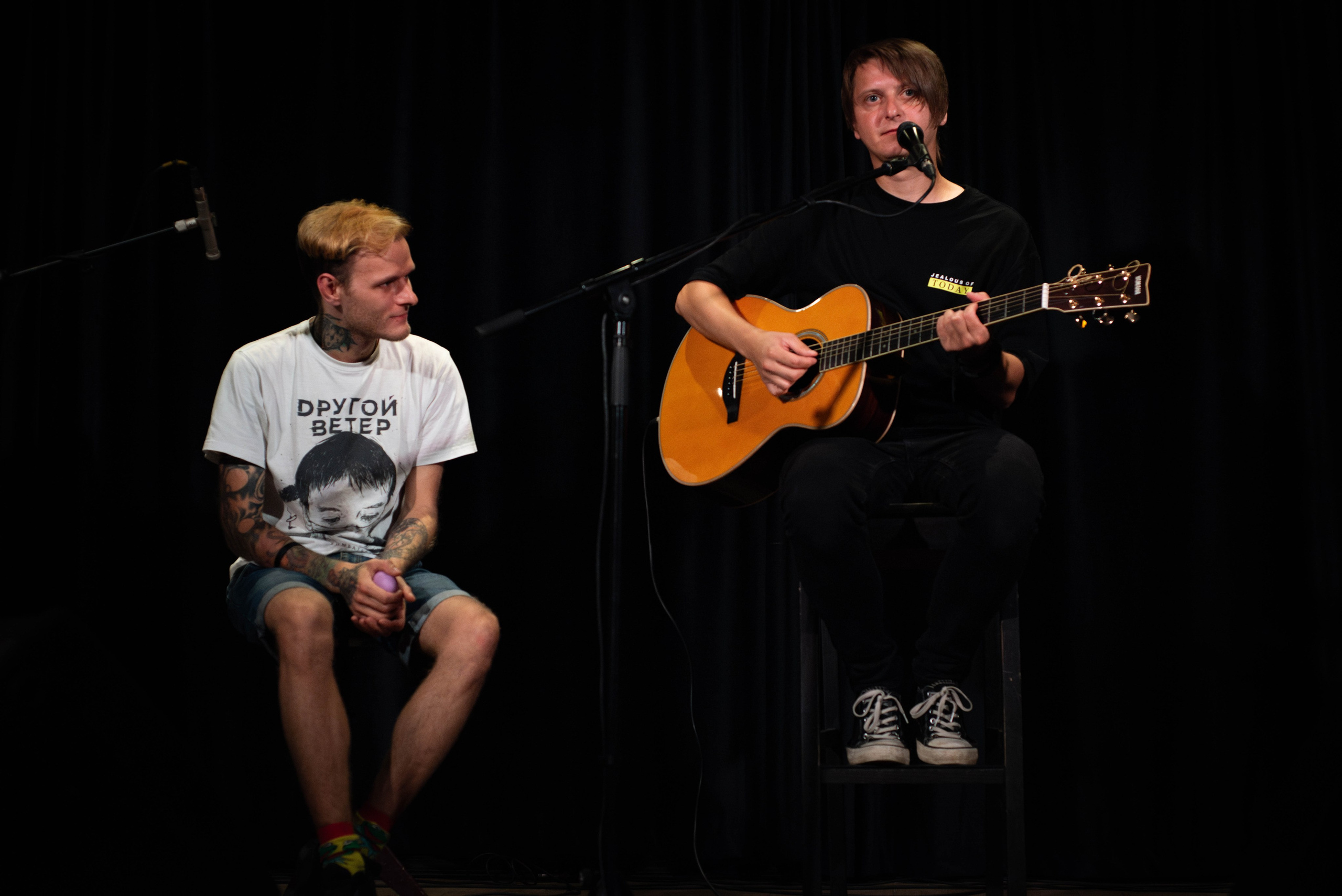 Лёва Сазонов (1 августа 2024 года, Москва, арт-кафе Пушкарёв). Фотограф Светлана Блинова, Москва и Московская область