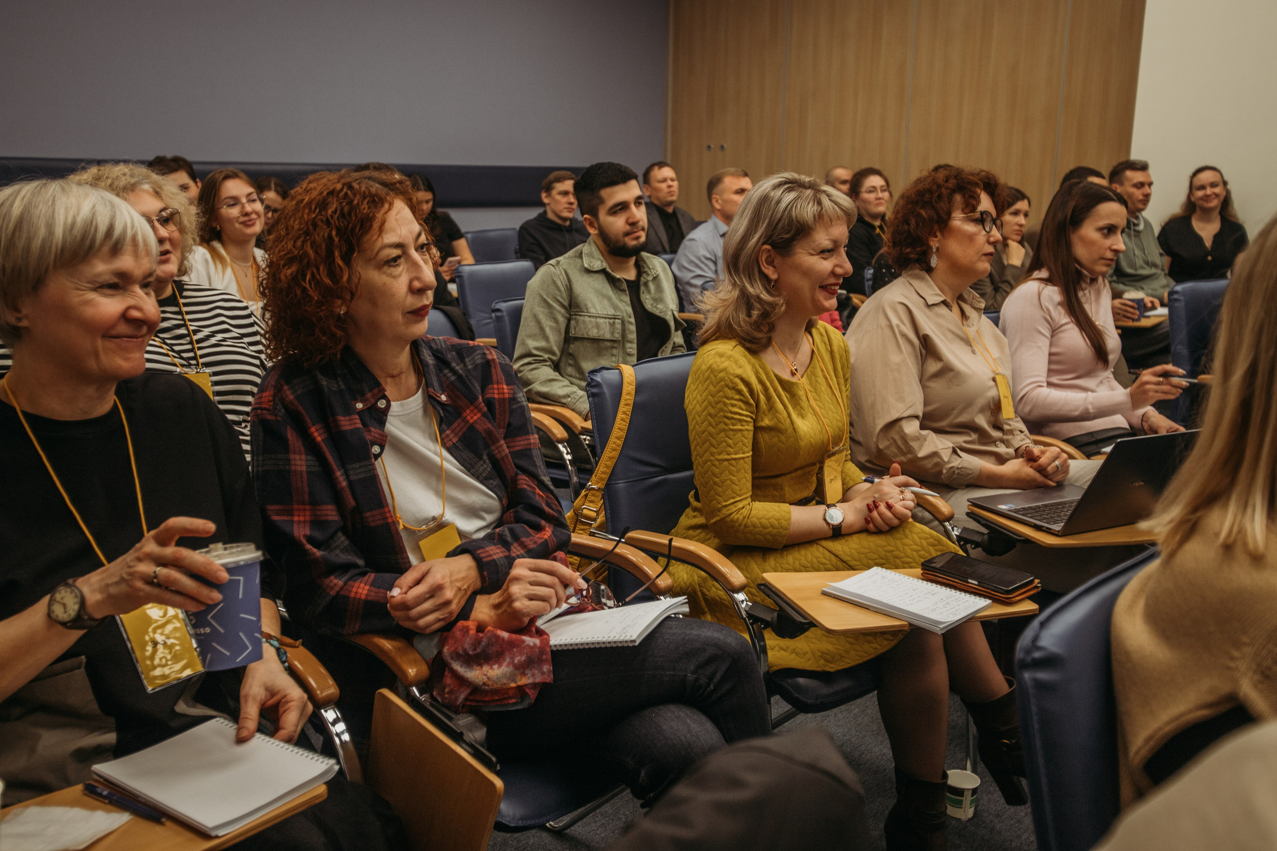 Тренинг по НЛП технологиям Михаила Пелехатого. Венера Гайн. Репортажный фотограф  Тюмень. Обучение фотографии с 0