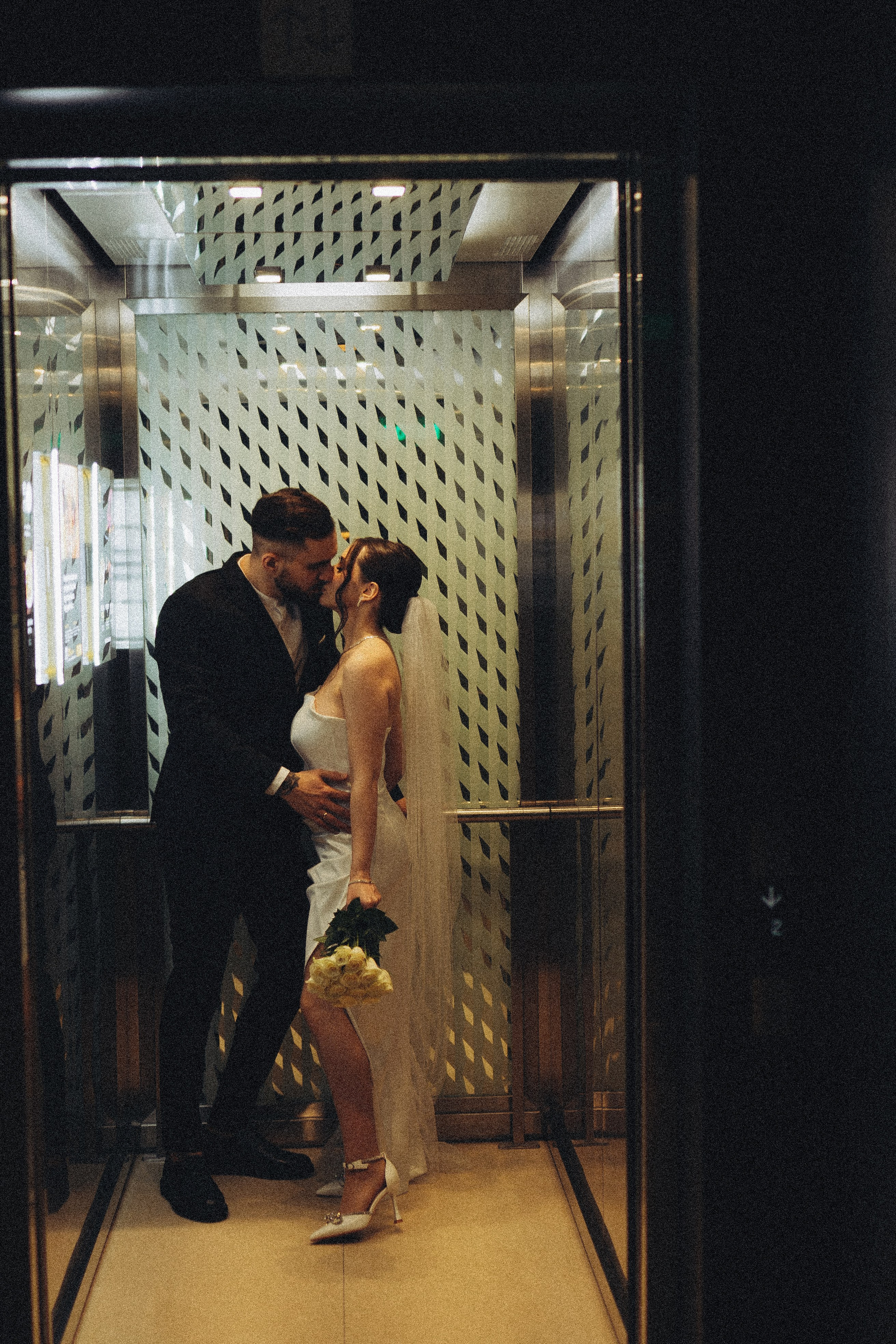 СВАДЕБНАЯ СЬЕМКА СБОРОВ ЖЕНИХА И НЕВЕСТЫ В ОТЕЛЕ И ТАКЖЕ ФОТОСЕССИИЯ В ОТЕЛЕЕ МЕГАПОЛИС БРЯНСК. Профессиональный фотограф, Санкт-Петербург — Виктория Богомолова