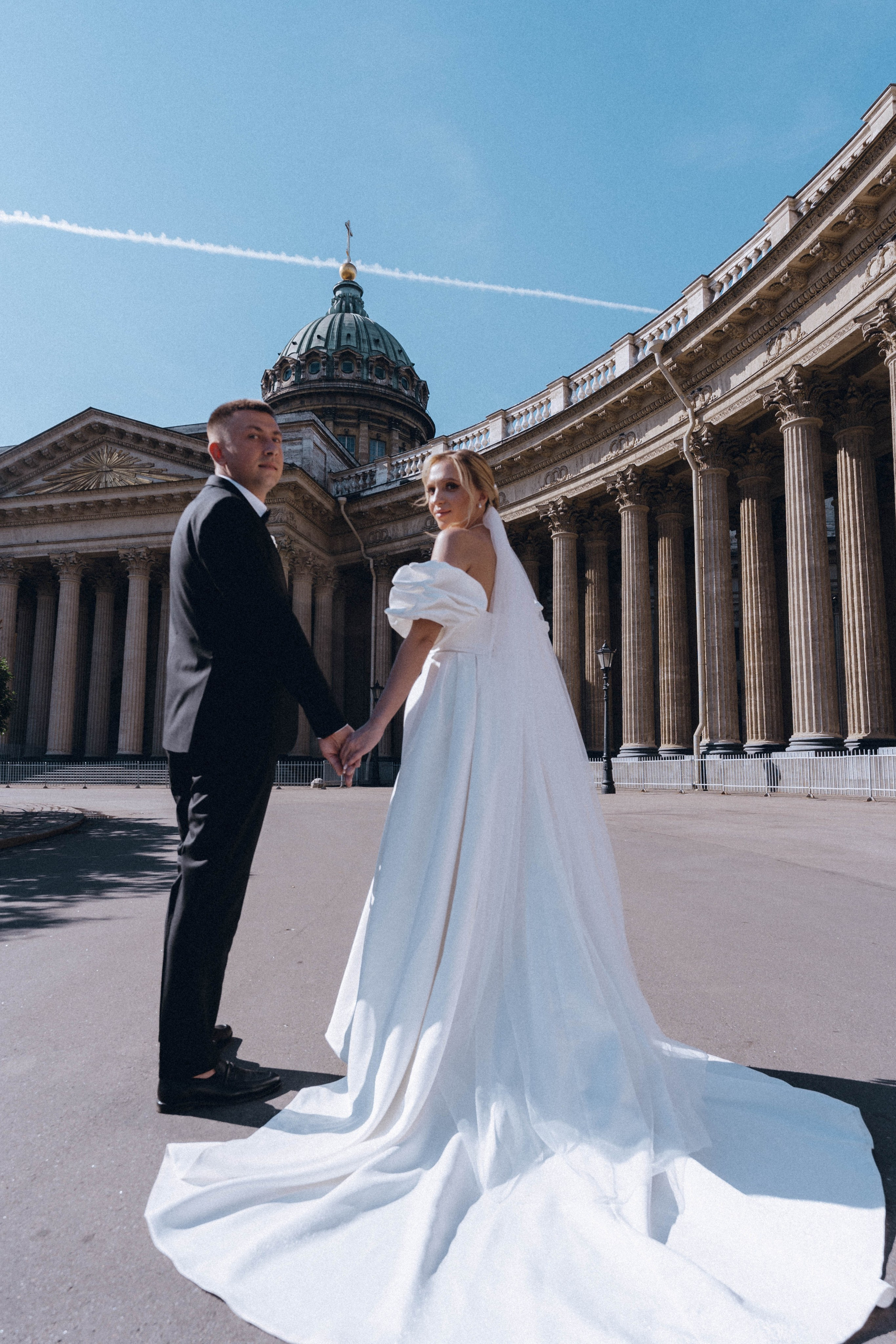 СВАДЕНБНАЯ СЬЕМКА НА КАТЕРЕ ПО КАНАЛАМ САНКТ-ПЕТЕРБУРГА И В АКВАТОРИИ НЕВЫ. Профессиональный фотограф, Санкт-Петербург — Виктория Богомолова