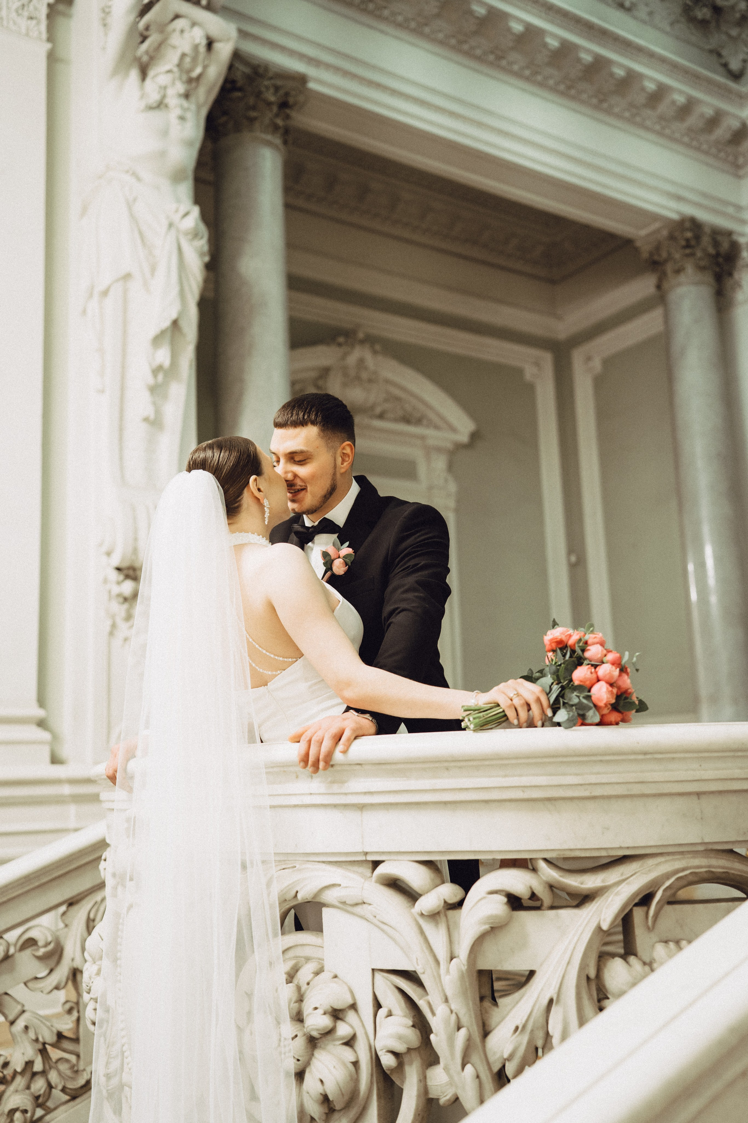 СВАДЕБНАЯ СЬЕМКА В ПЕВОМ ДВОРЦЕ БРАКОСОЧЕТАНИЯ. Профессиональный фотограф, Санкт-Петербург — Виктория Богомолова