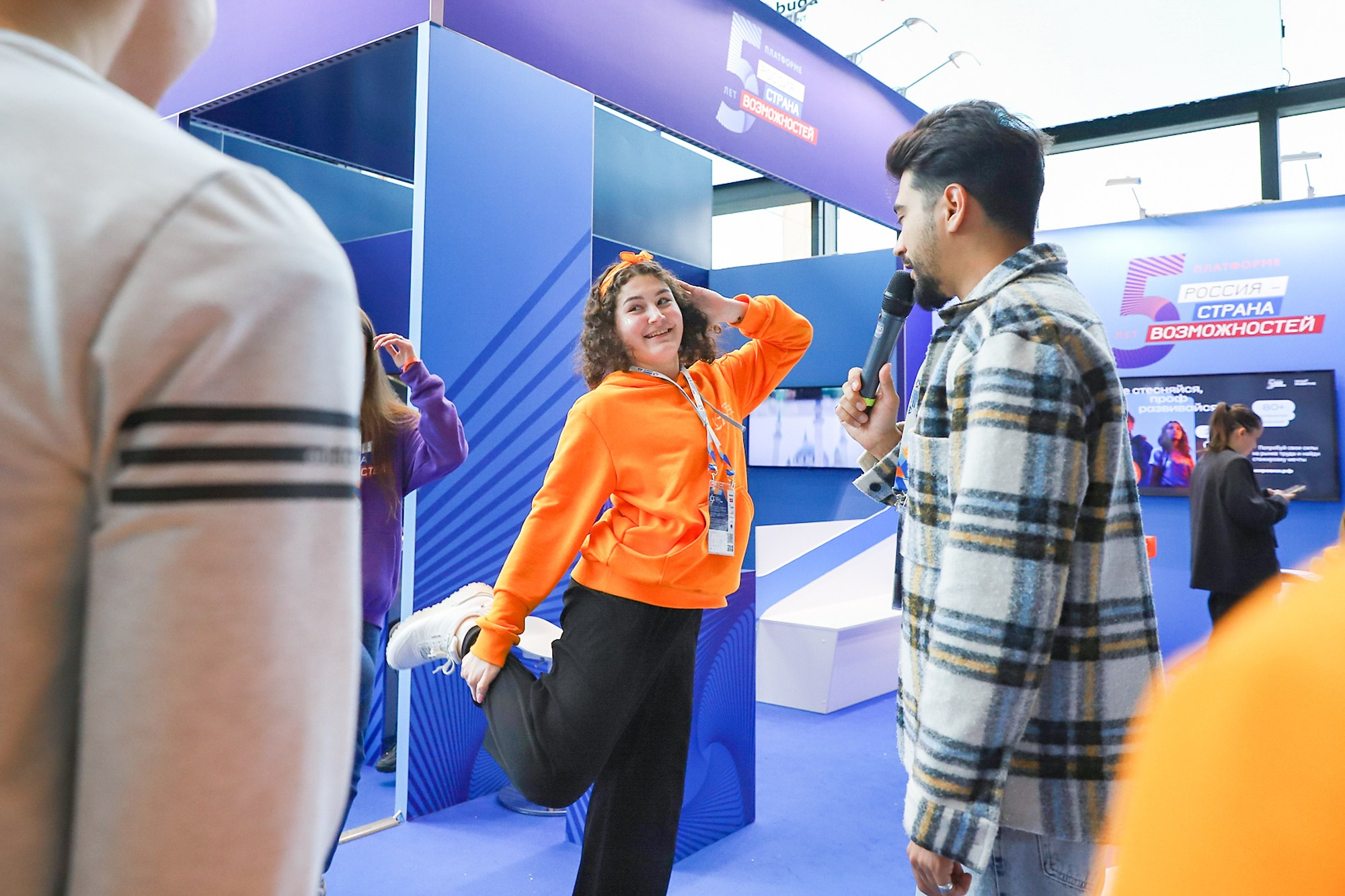 Стенд «Россия — страна возможностей». Фотограф Дарья Попова