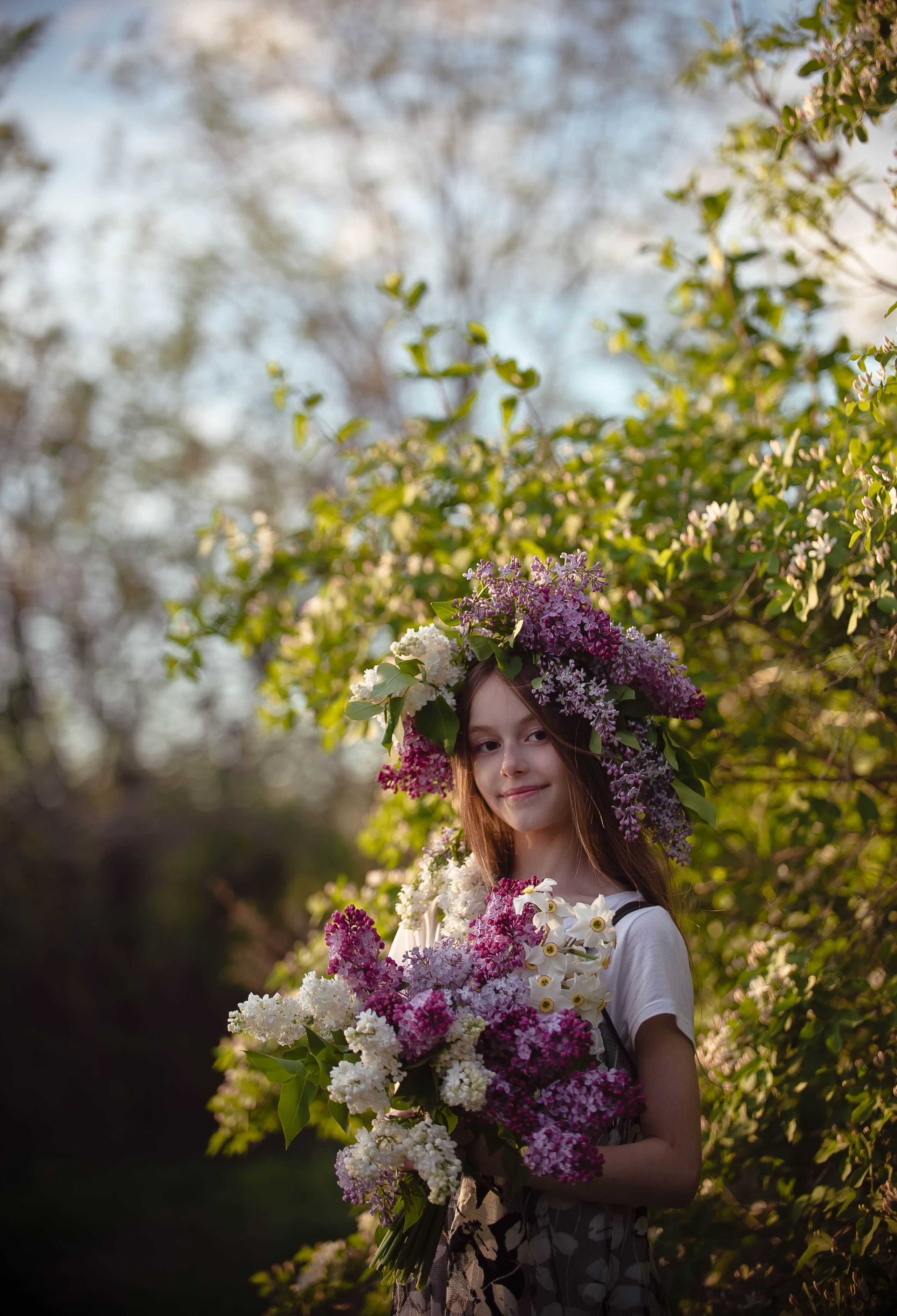 Анютка в сиреньке. Арт-фотограф Евгений Матвиенко