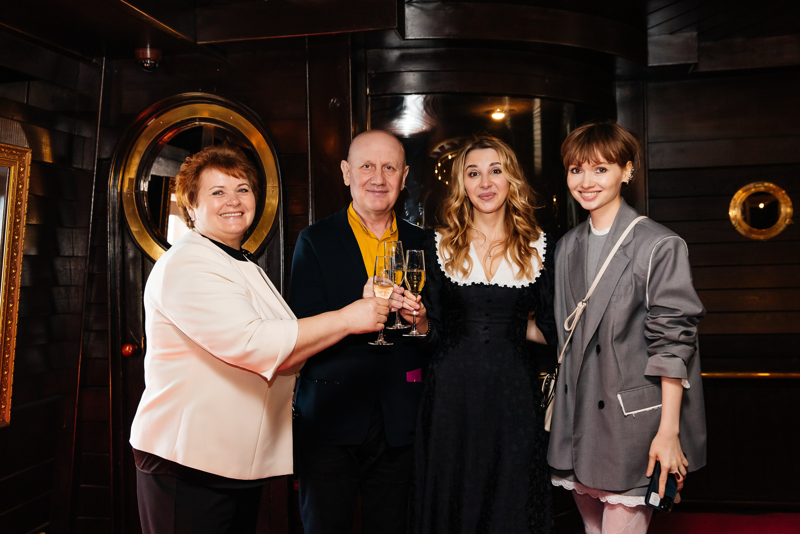 Благодать 2024. Семейный и портретный фотограф в Санкт-Петербурге Ольга Станкова