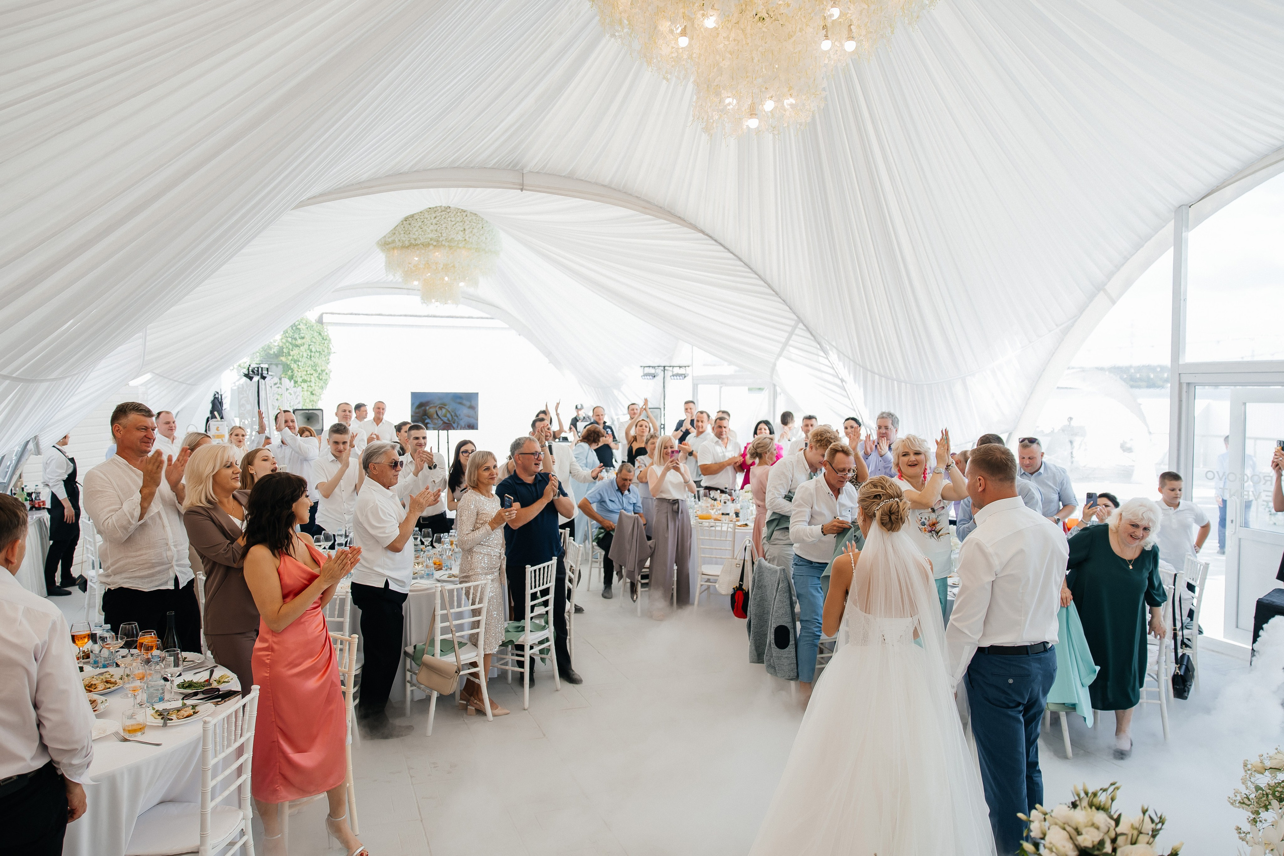Фото и видеосъемка на свадьбу пакетом услуг. Фотограф, видеограф на свадьбу в Москве Никита Назаров