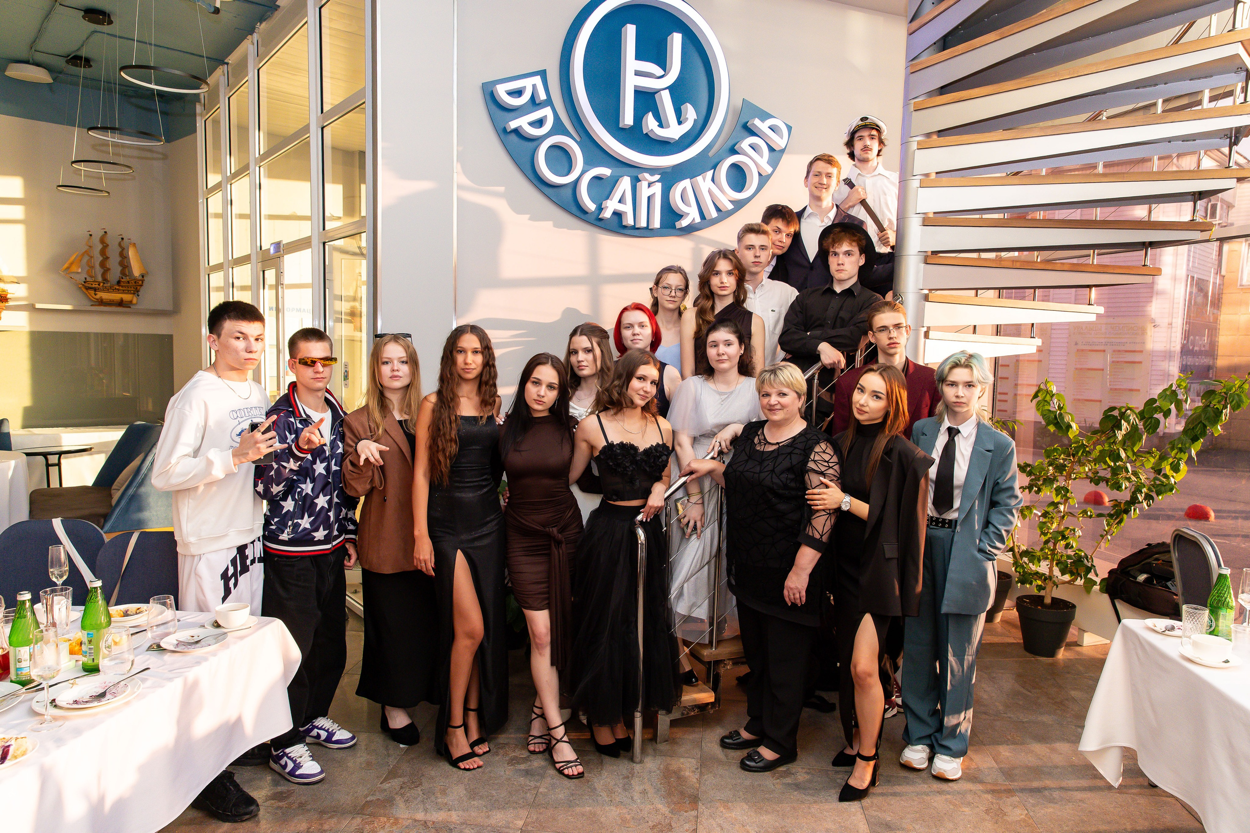 Фото и видео на выпускной в школе и детском саду. Свадебный, семейный видеограф и фотограф в Екатеринбурге Николай Рыков