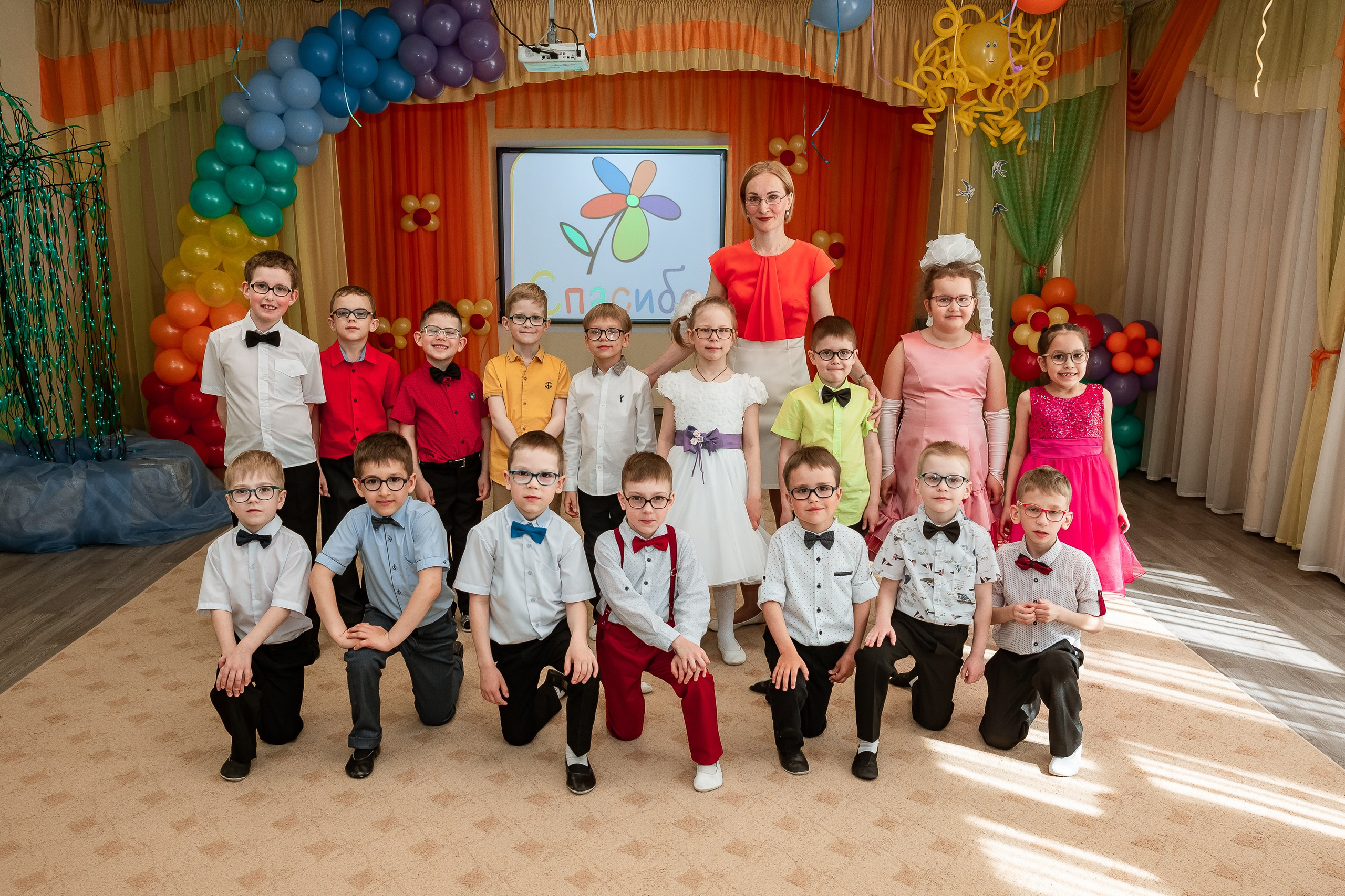 Фото и видео на выпускной в школе и детском саду. Свадебный, семейный видеограф и фотограф в Екатеринбурге Николай Рыков