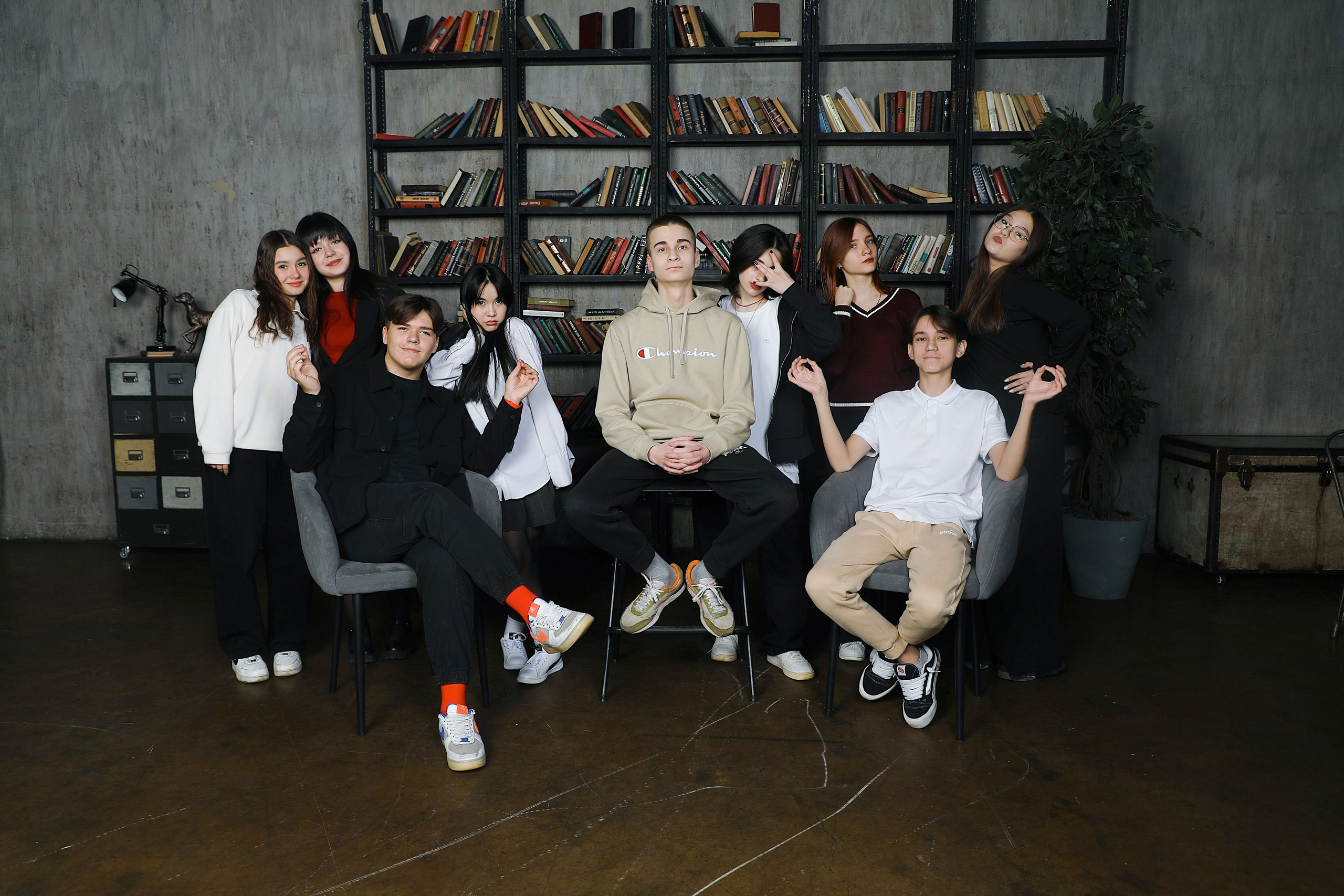 Школа 9-11 классы. Школьный фотограф Олеся Галатова