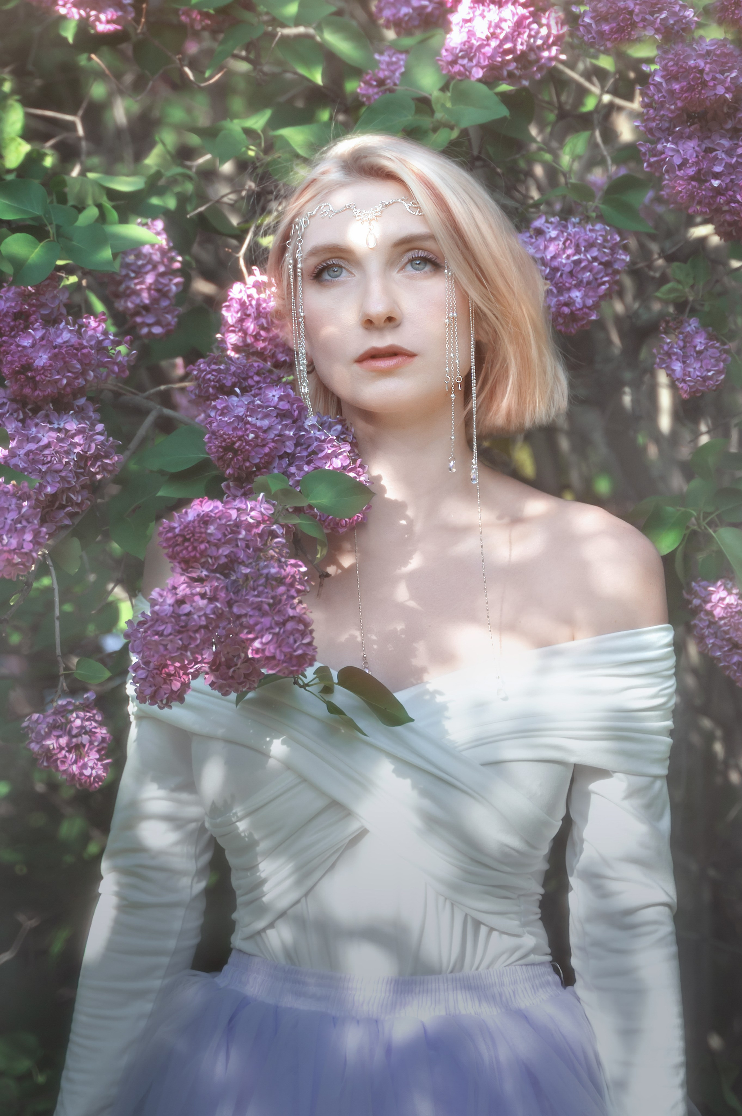 Женский портрет парке в Москве