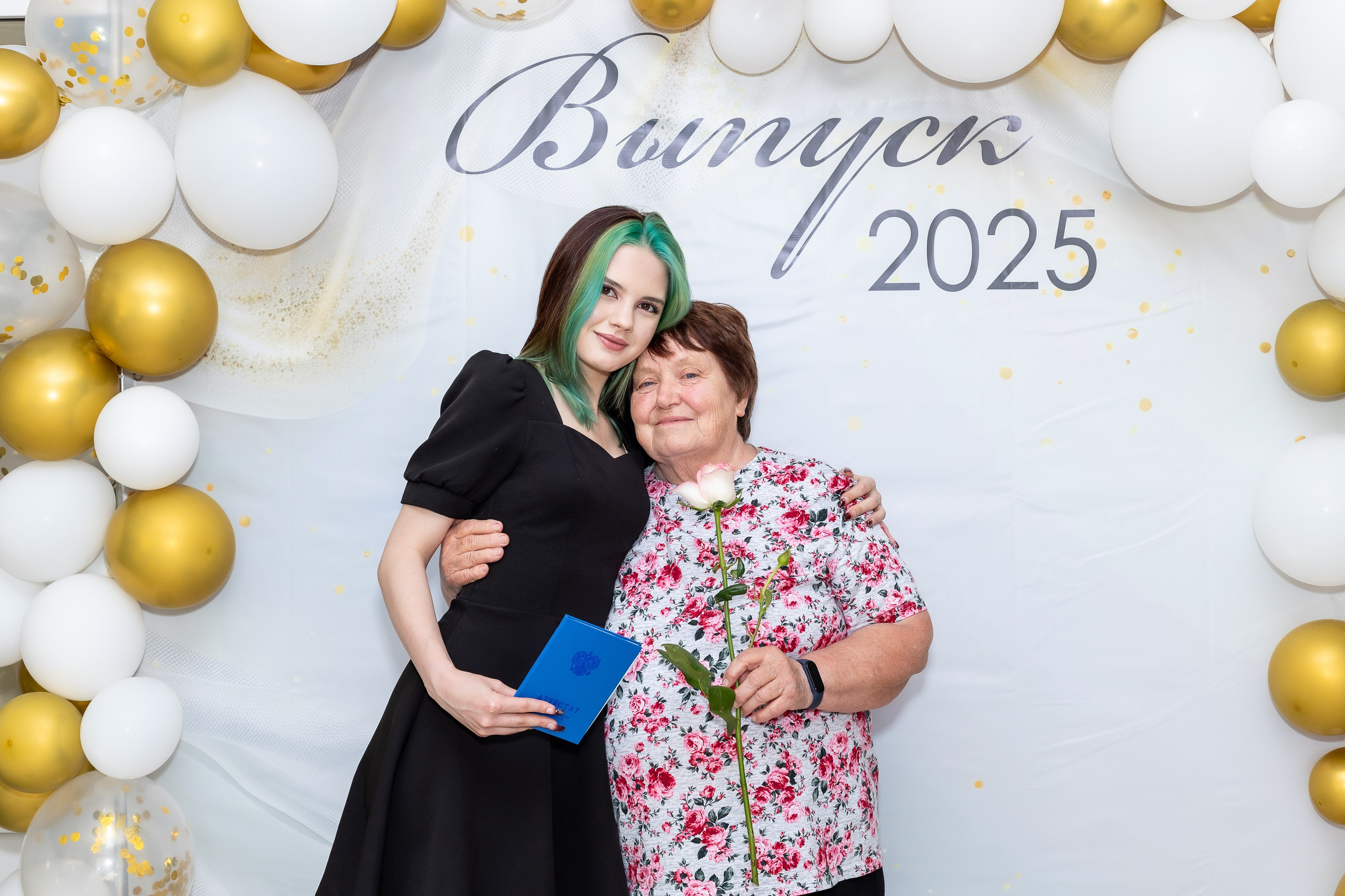 Вручение аттестата 2025. Выпускные альбомы Майкоп, Краснодар Елена Золотарева