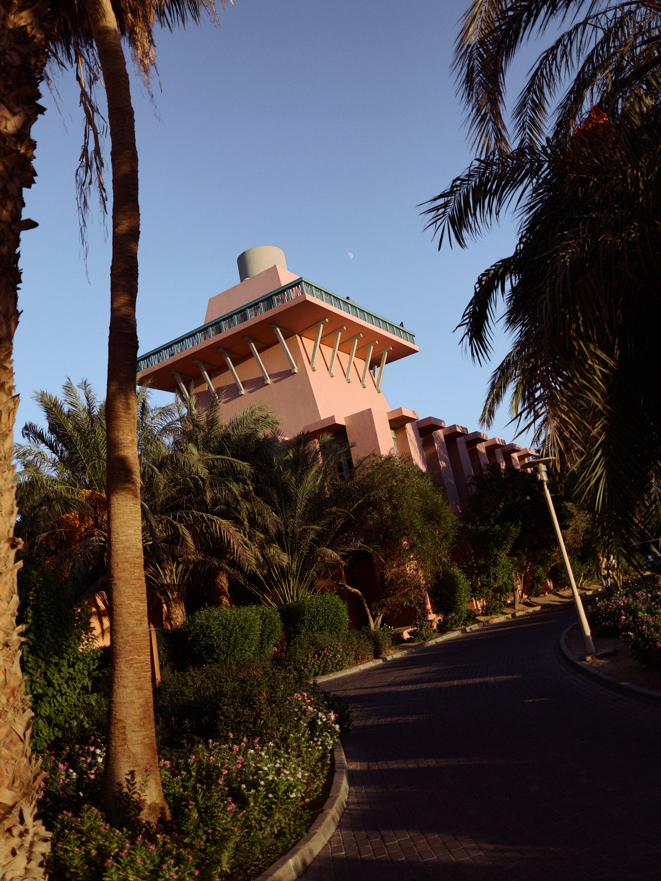 Другое 3. Jorgis Talè — photographer, kind person, teacher of arts and other mag