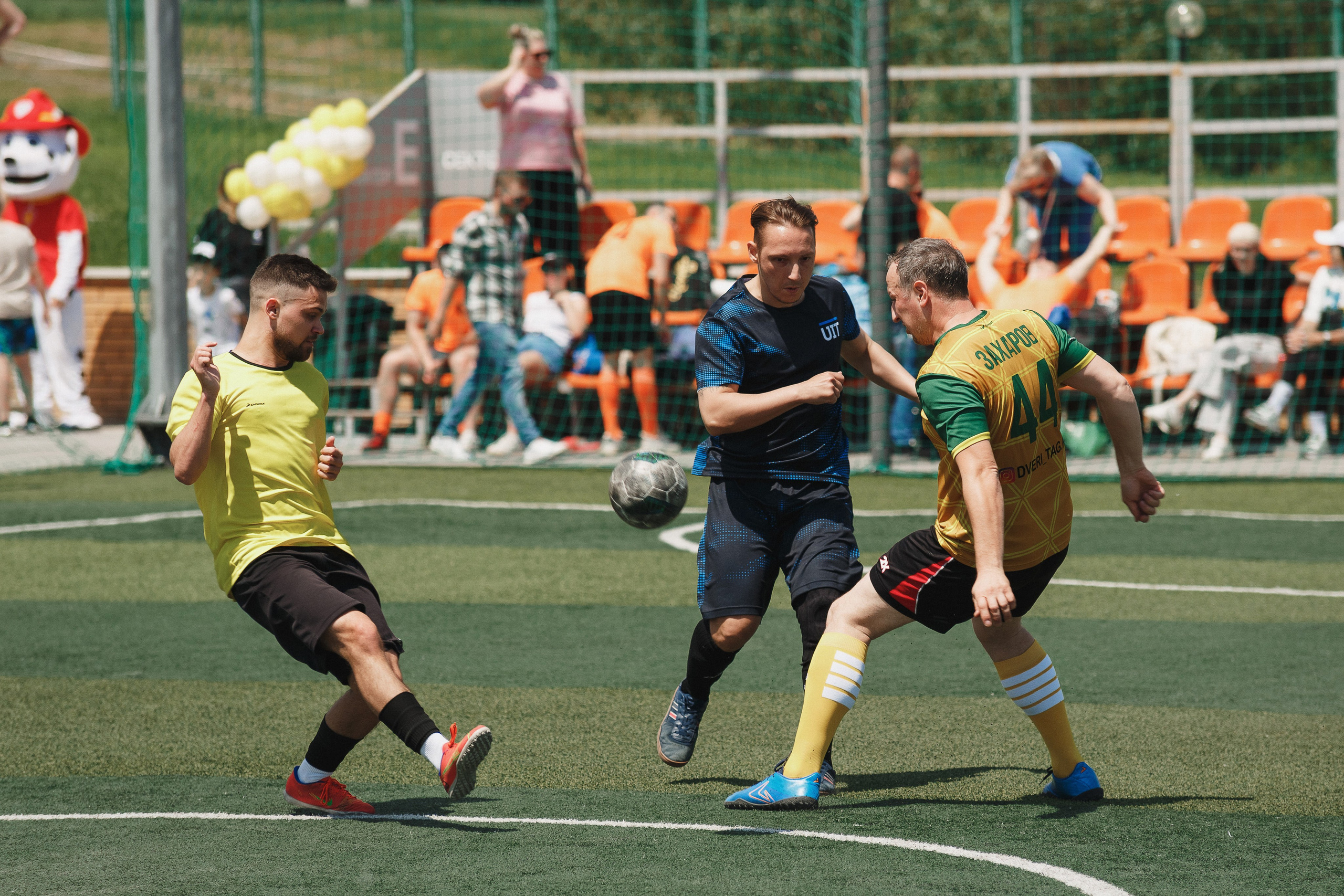 Под знаменем Амбрелла: Футбольный турнир в Приазовье Таганрога. Свадебный и семейный фотограф в Таганроге Бакарюк Антон