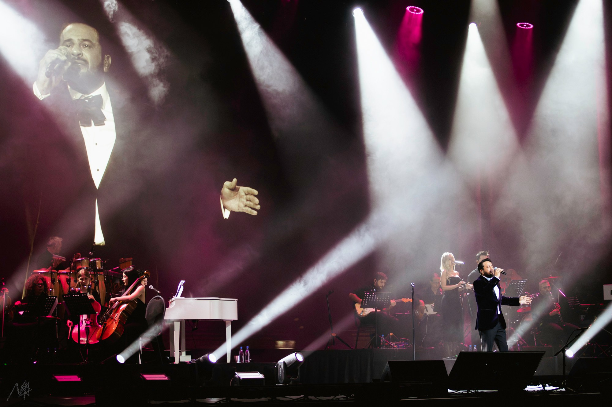 Эмре Алтуг. Концертный фотограф