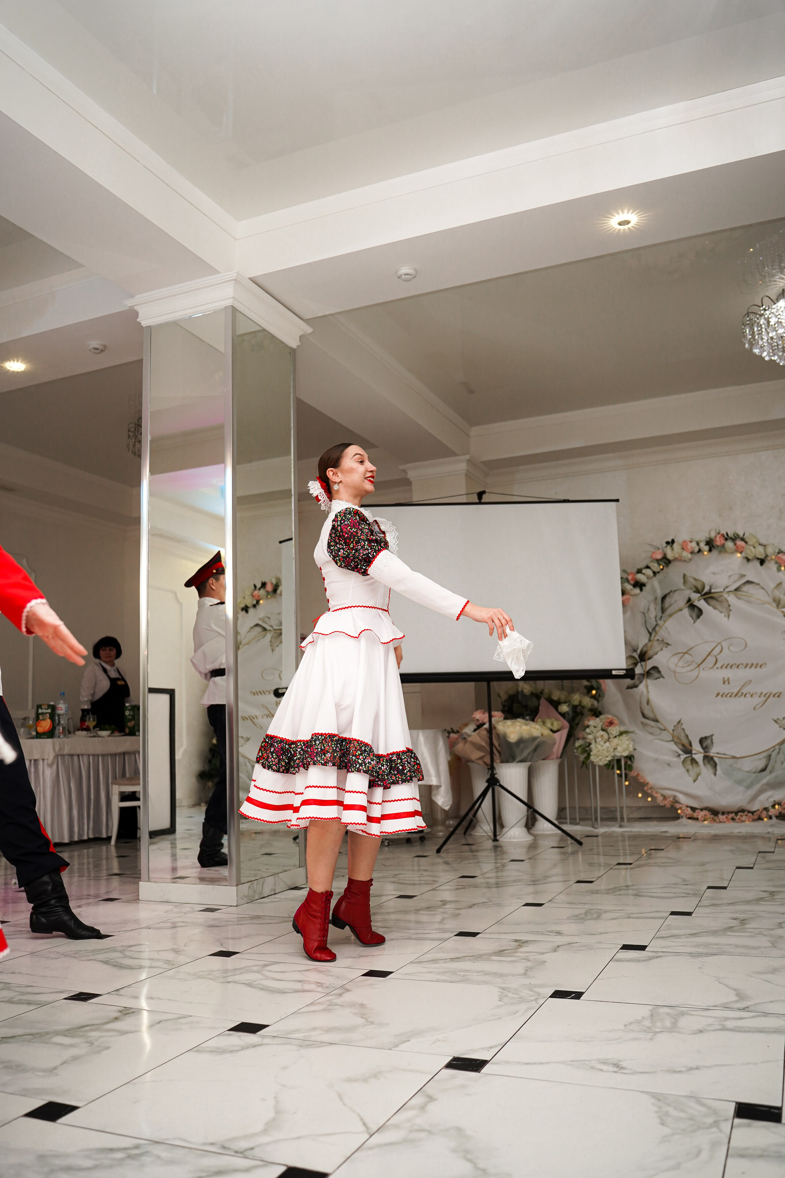 Свадебный банкет в ресторане «Верона». Свадебный фотограф в Ростове-на-Дону. Таинство Крещения и Венчания, семейные фотосессии. Алёна Чёботова