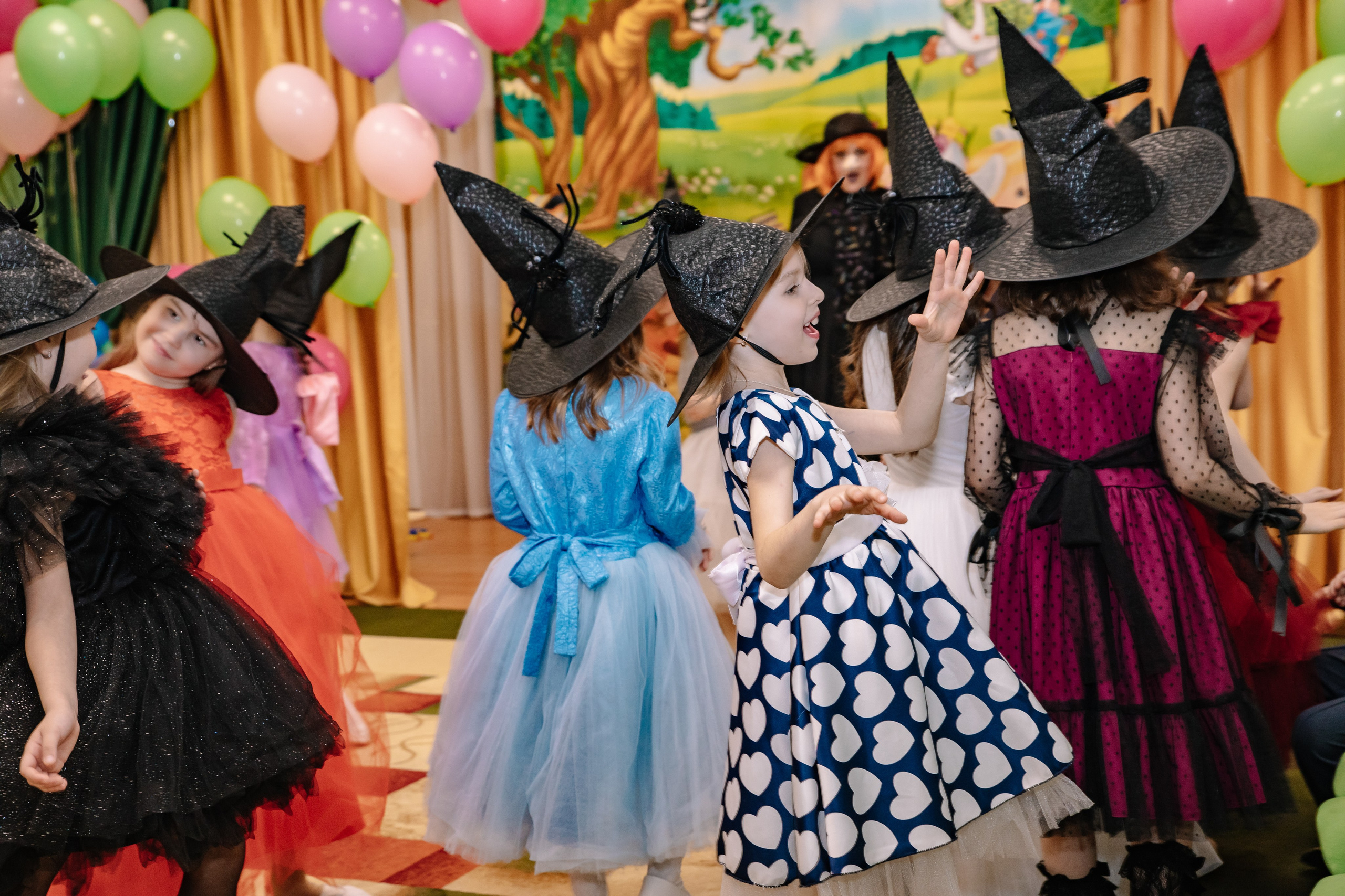 Группа «Сказка» ДС 69 Выпускной 2024. Фотограф в Москве Яна Полосина