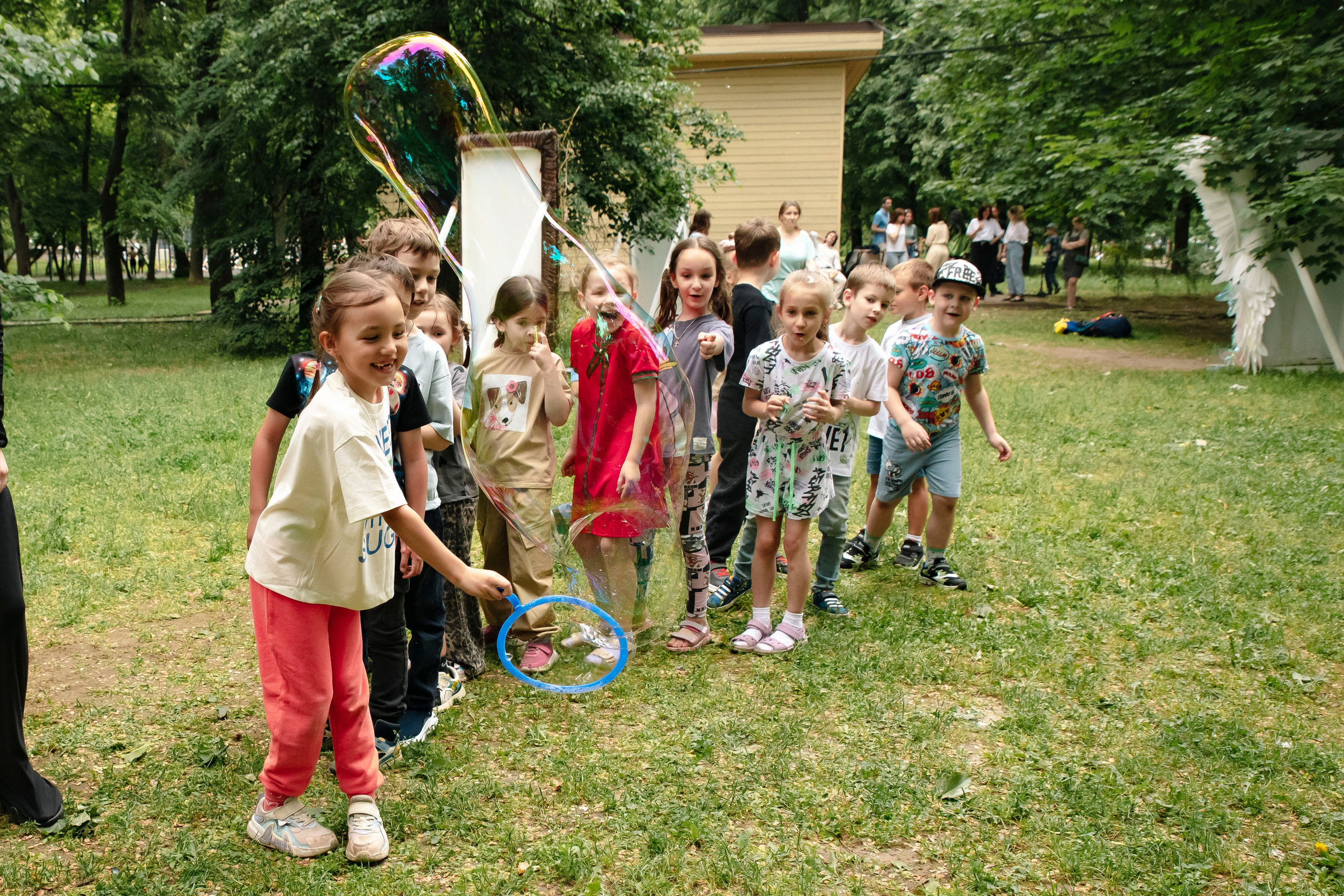 Выпускной в саду Красная Пресня. Фотограф в Москве Яна Полосина