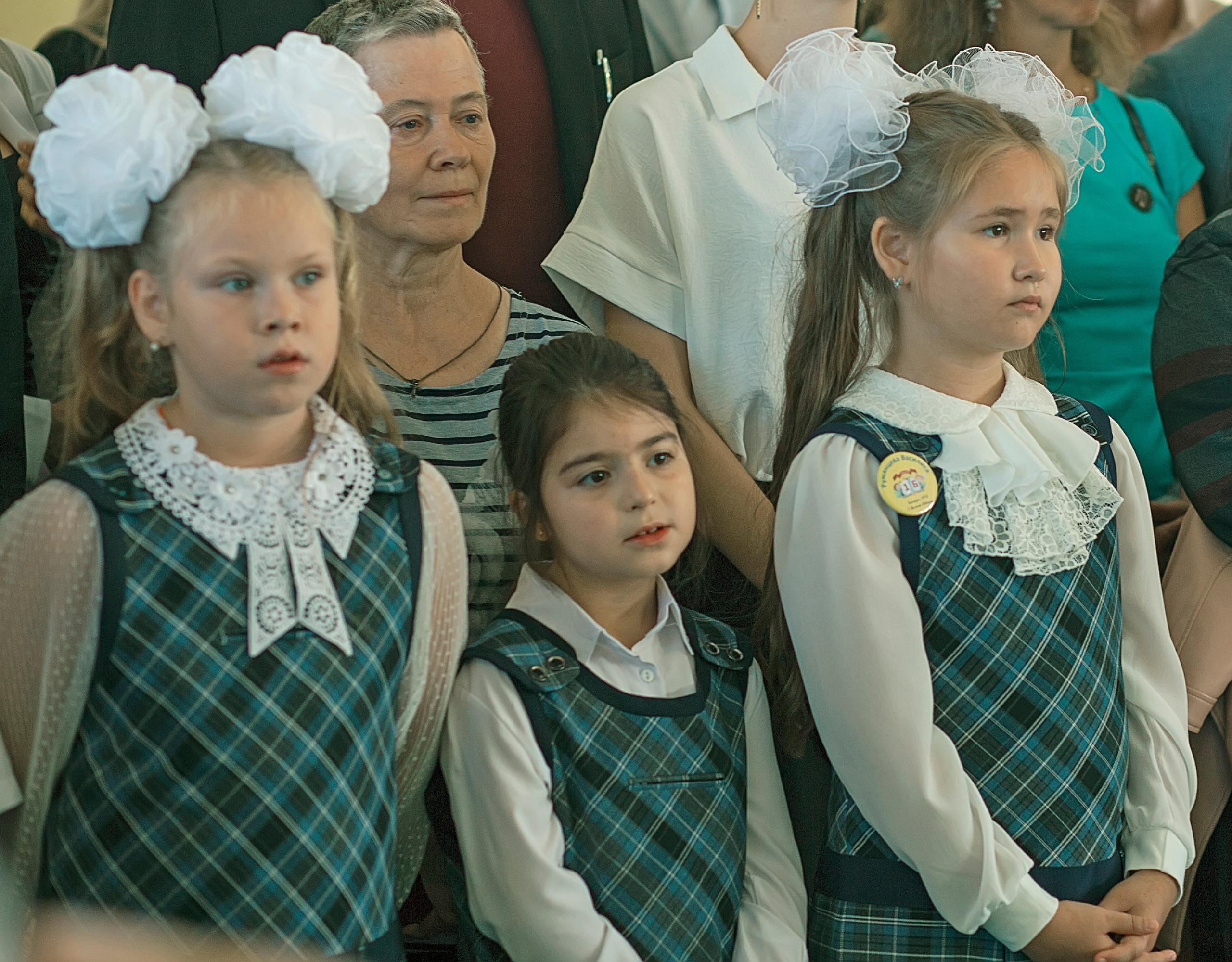 Первый класс линейка, в классе, портреты. Семейный и детский фотограф в Нижнем Новгороде