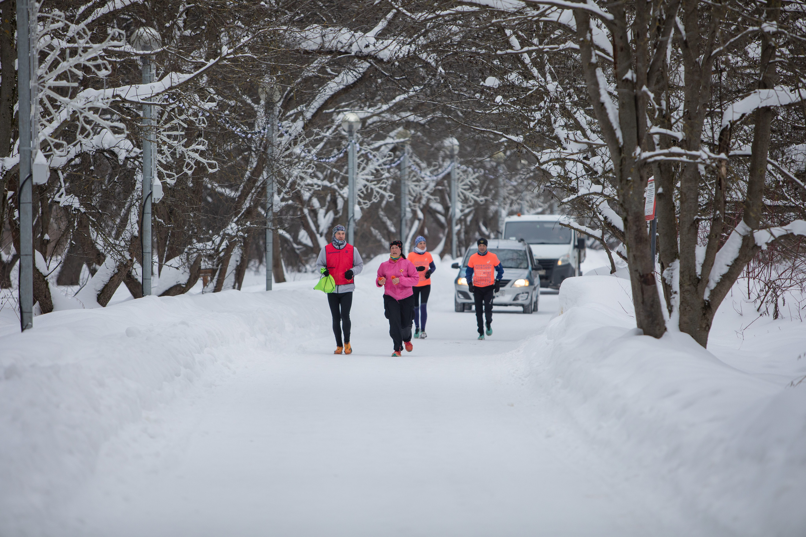 5 вёрст в Тушино, День влюбленных, 91 забег, 17 февраля 2024 г. Фотограф Сергей Ловкий