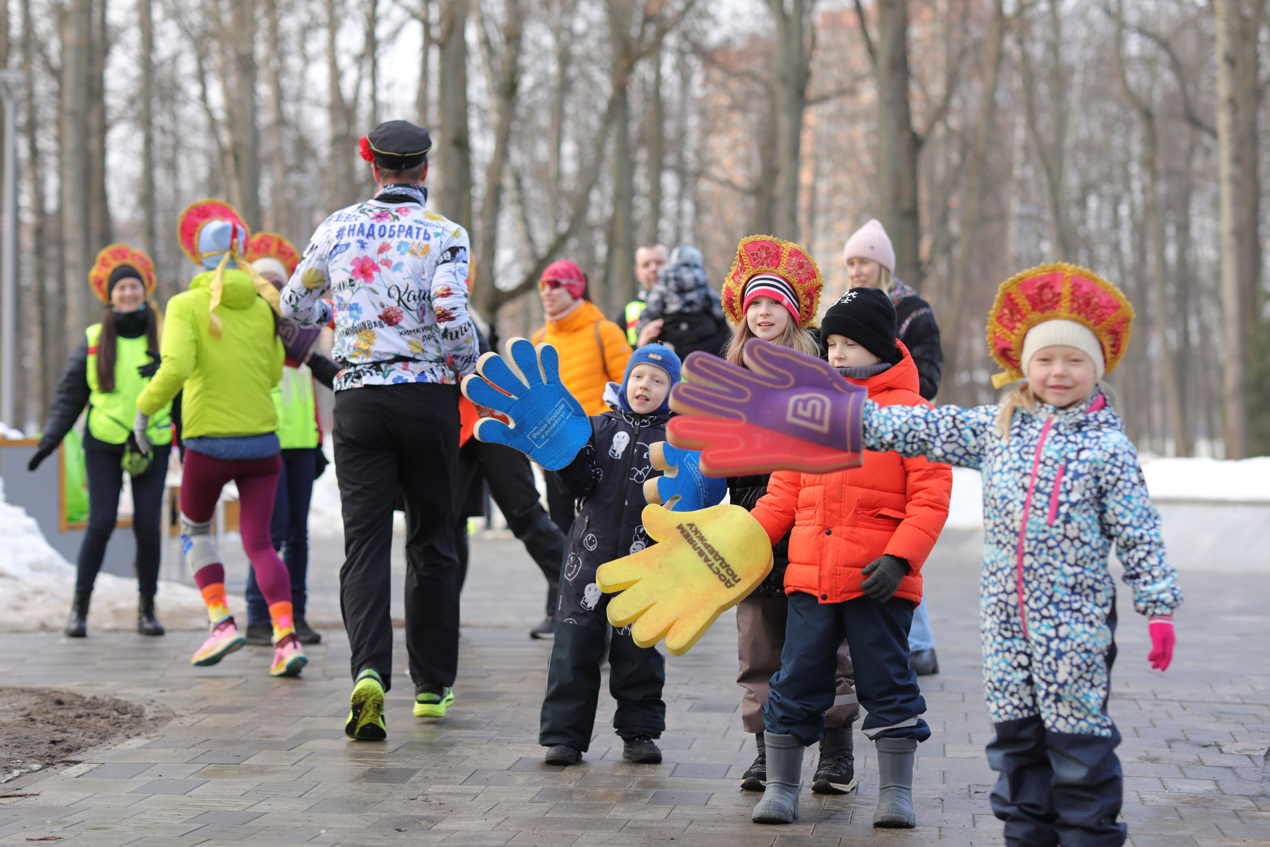 95-й масленичный забег 5 вёрст Химки, 16 марта 2024 г. Фотограф Сергей Ловкий
