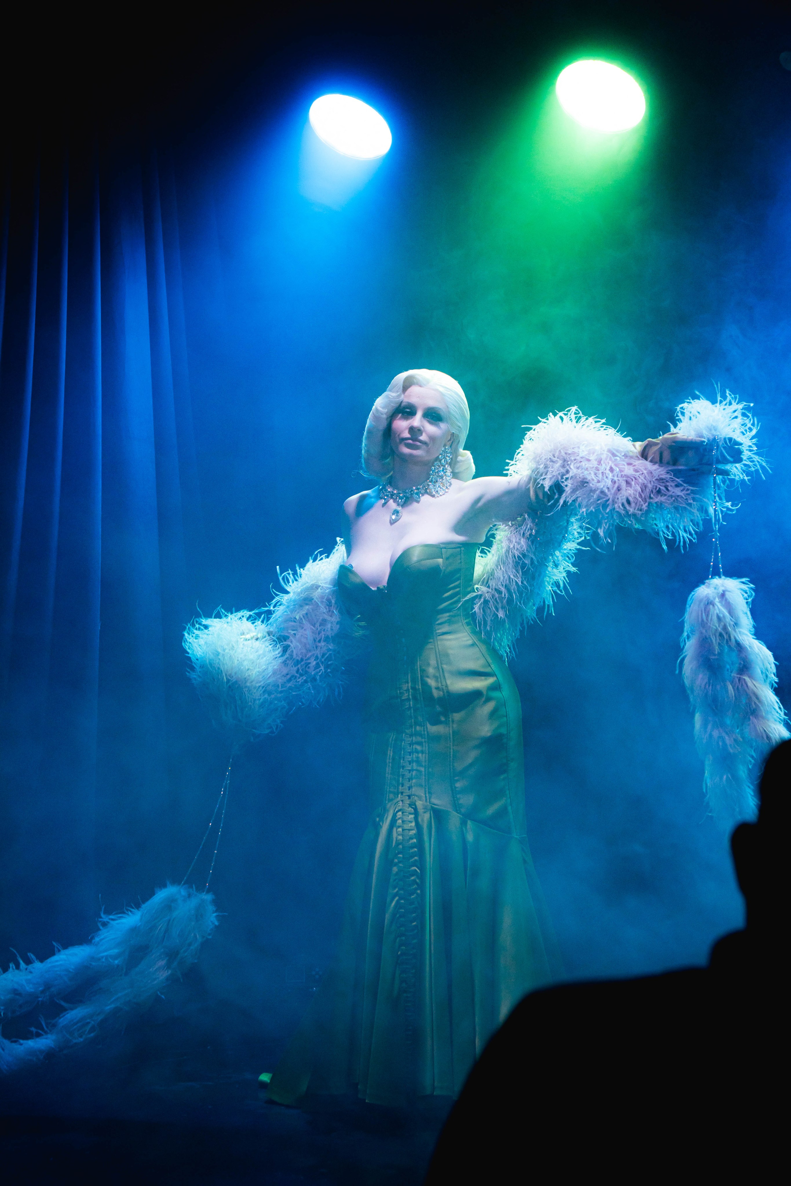 Бурлеск-кабаре SIRENCE. Со стороны / репортажный фотограф в СПб