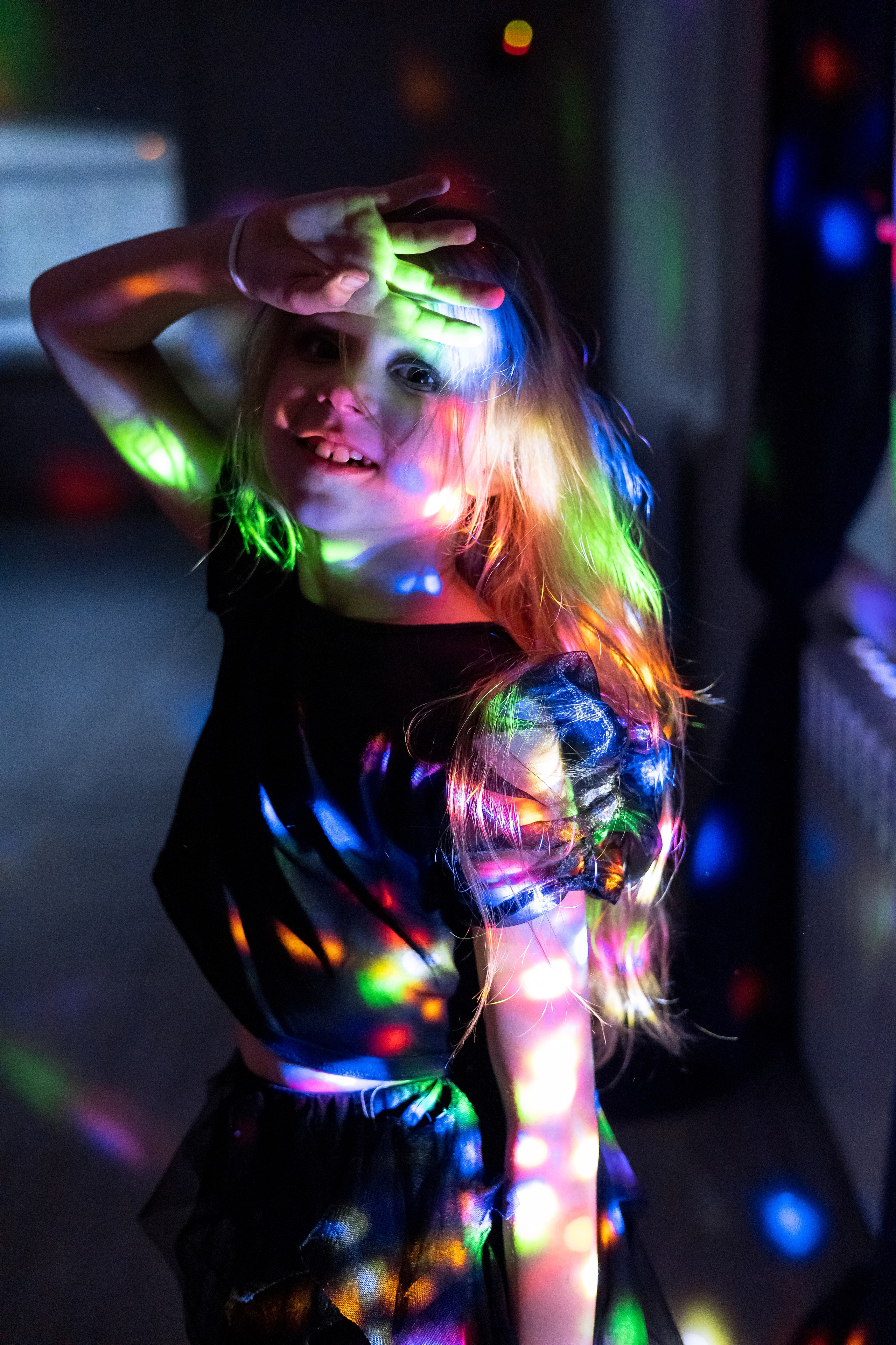 Фееричная вечеринка по мотивам легендарного сериала Wednesday. Школа для девочек во Владивостоке — Само Совершенство