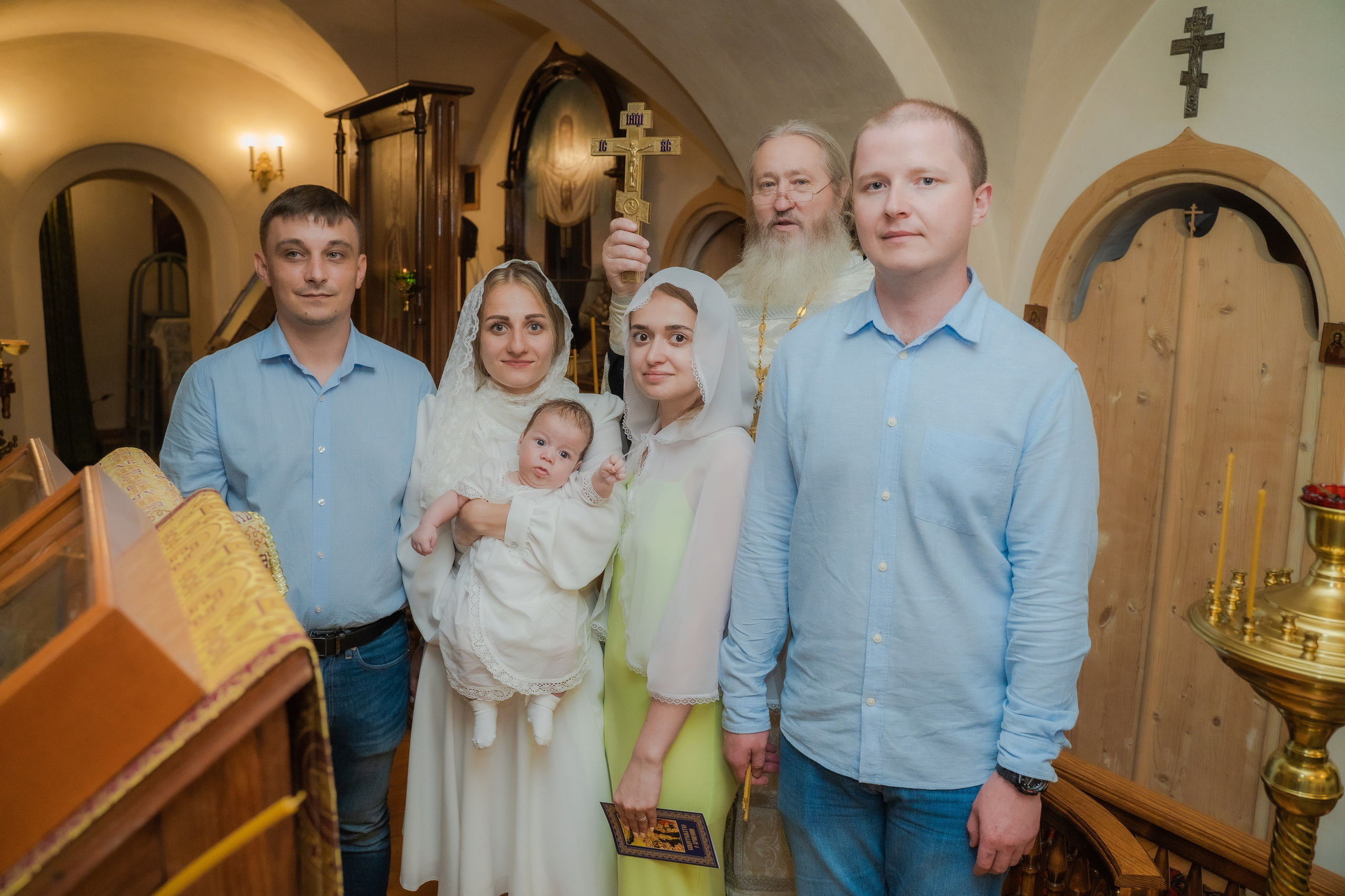 Фотосъемка крещения в Москве — сохранить таинство и создать фотокнигу
