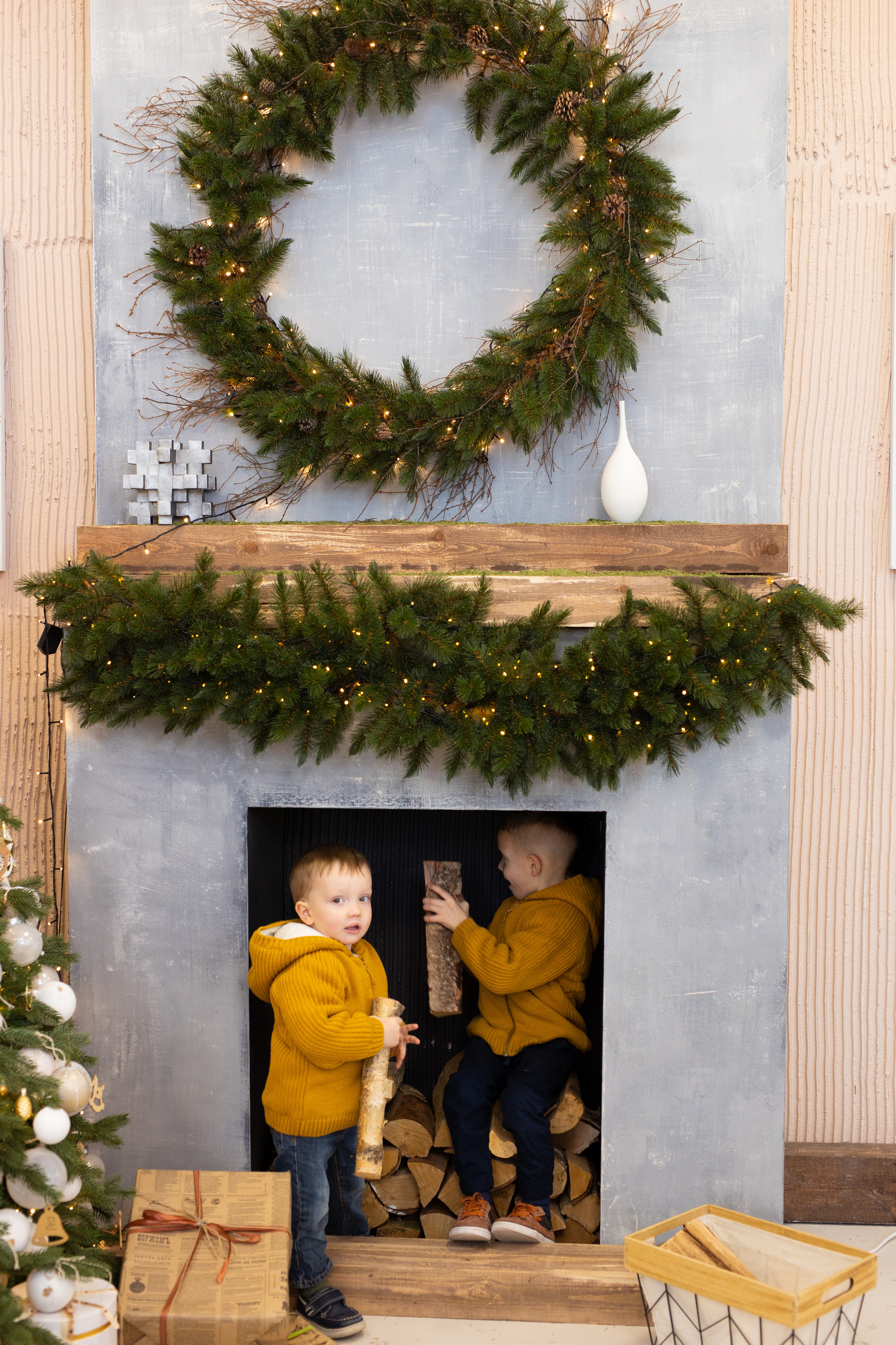 Новогодние съёмки в студии. Семейный и свадебный фотограф в Санкт-Петербурге Татьяна Швыкова