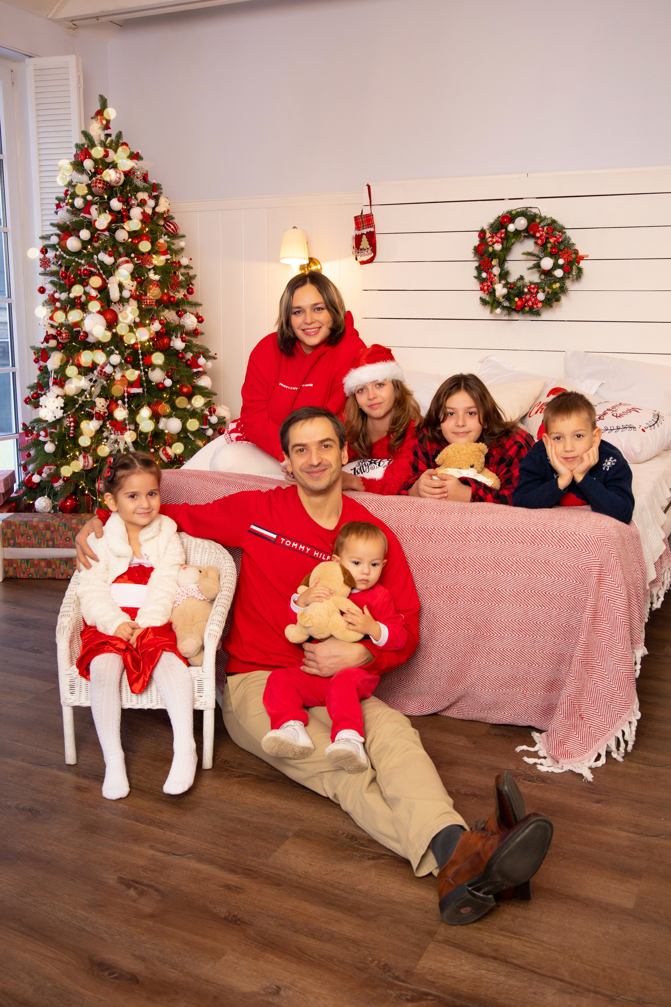 Новогодние съёмки в студии. Семейный и свадебный фотограф в Санкт-Петербурге Татьяна Швыкова
