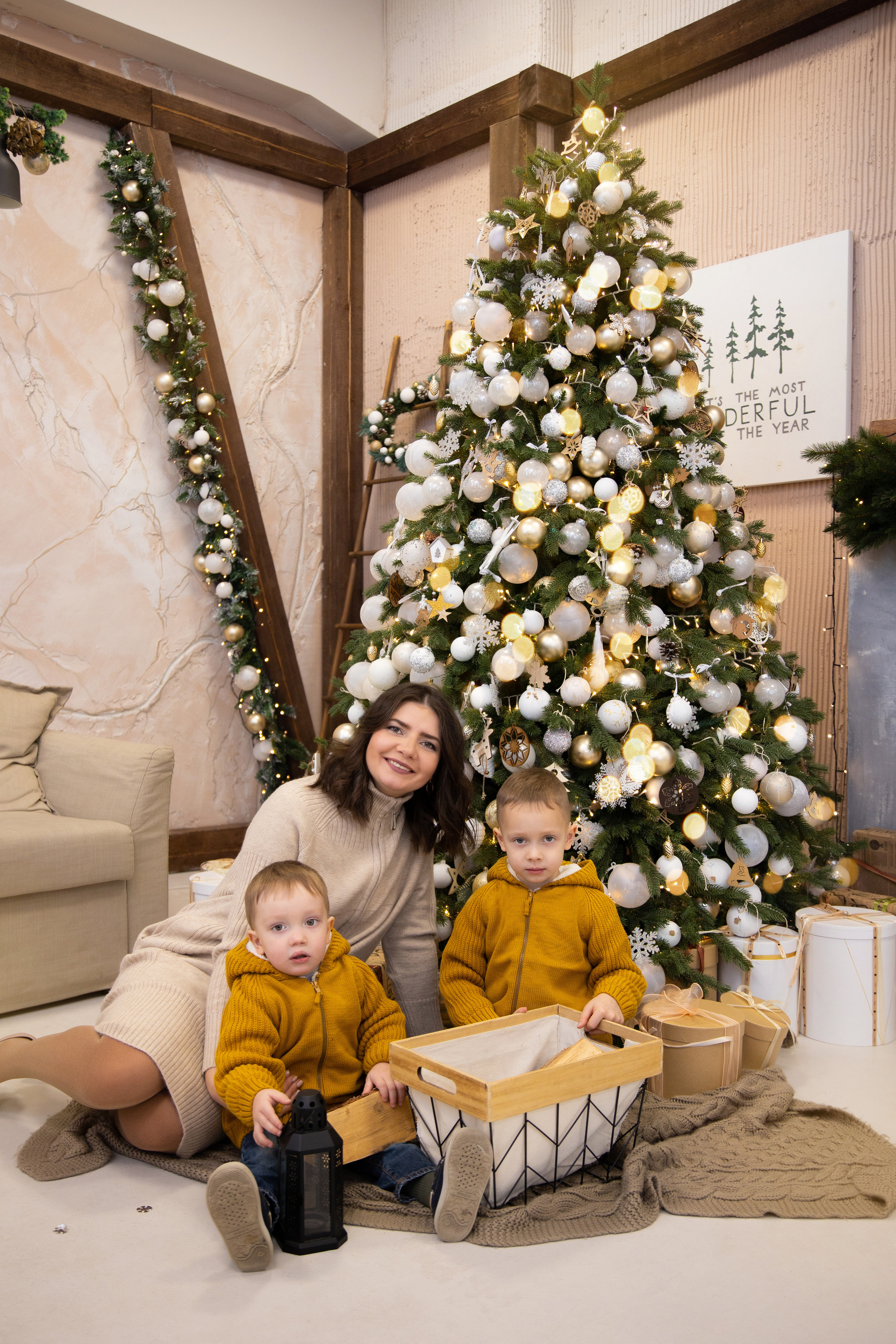 Новогодние съёмки в студии. Семейный и свадебный фотограф в Санкт-Петербурге Татьяна Швыкова