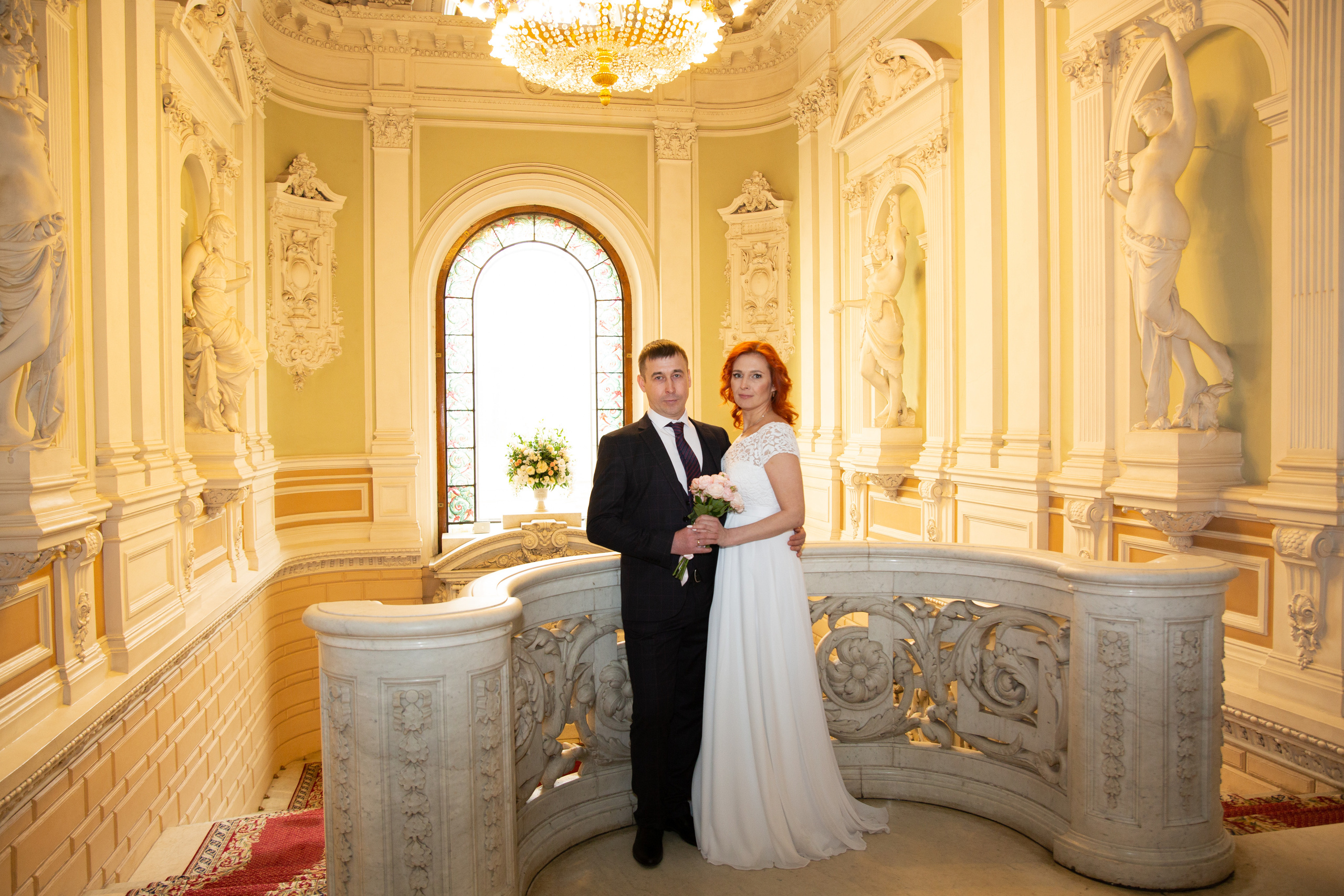 Свадебная съёмка на Английской набережной. Семейный и свадебный фотограф в Санкт-Петербурге Татьяна Швыкова