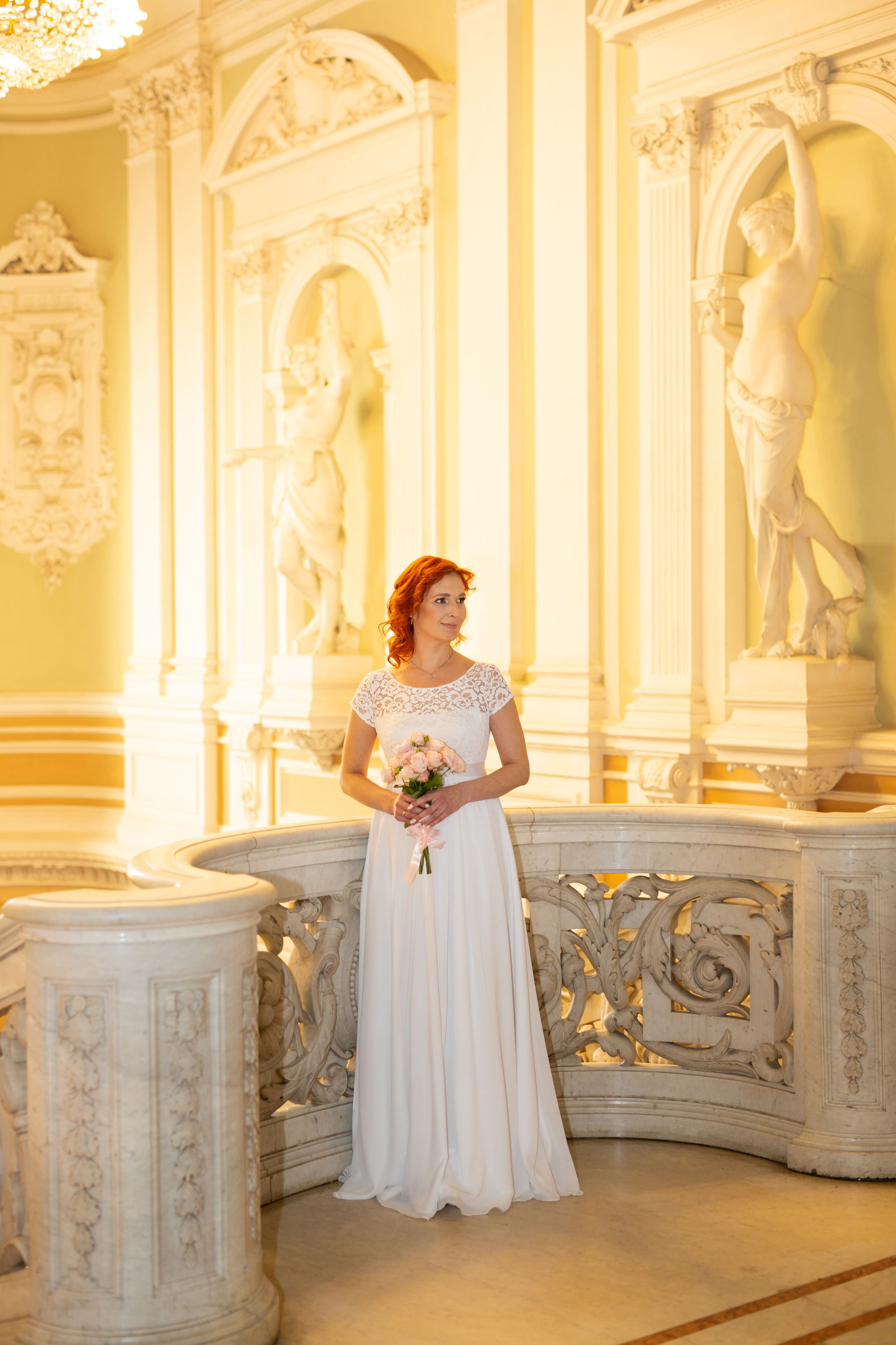 Свадебная съёмка на Английской набережной. Семейный и свадебный фотограф в Санкт-Петербурге Татьяна Швыкова