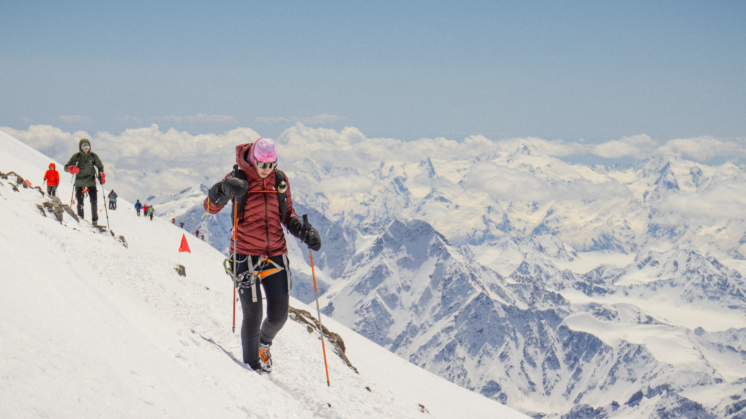 Скайранинг. Фотограф на трекинг и восхождение Эльбрус, Приэльбрусье. Елизавета Бобок