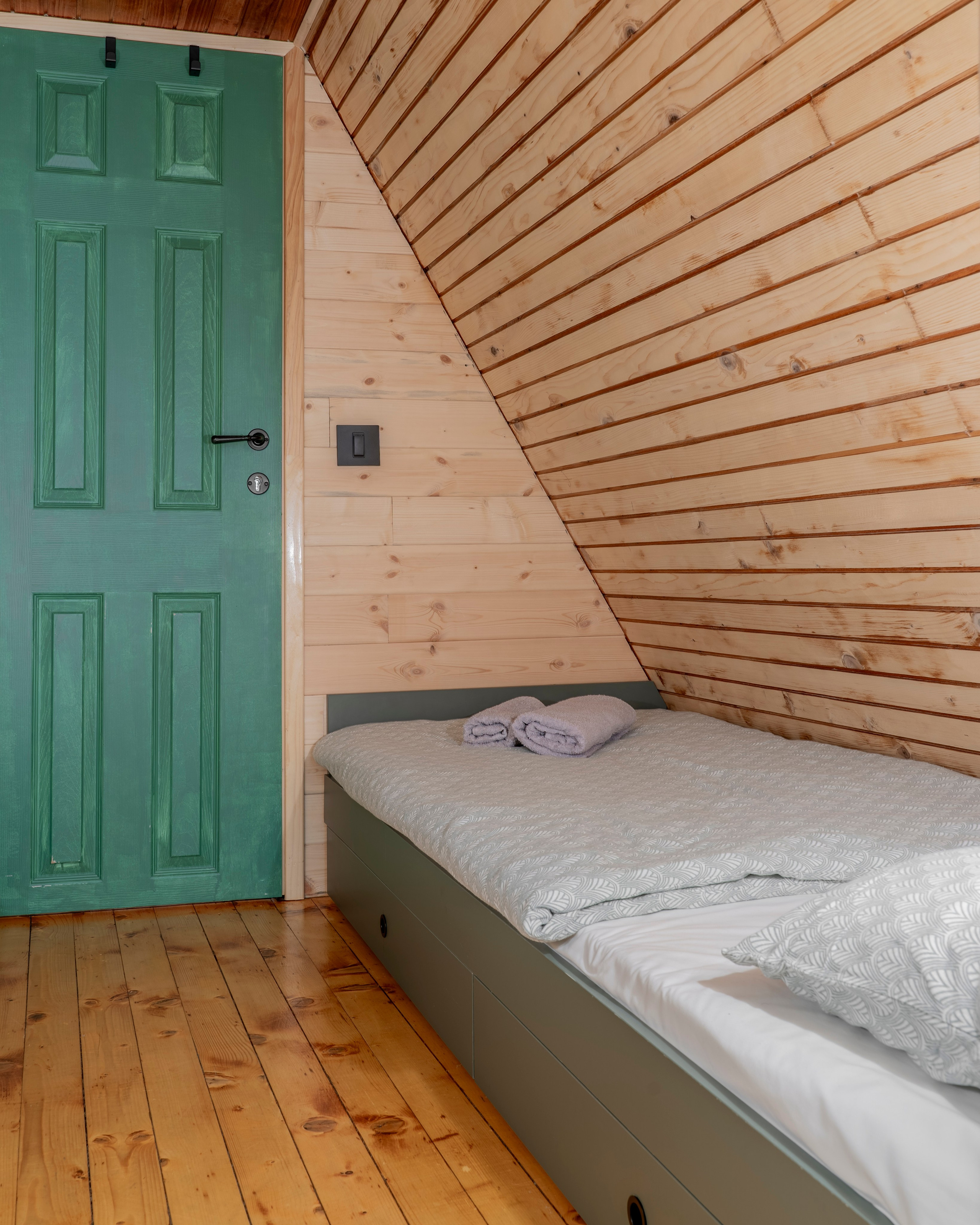 Viktorija Chalet. Photographer Liana Sudets Serbia Kopaonik Brzece Brus