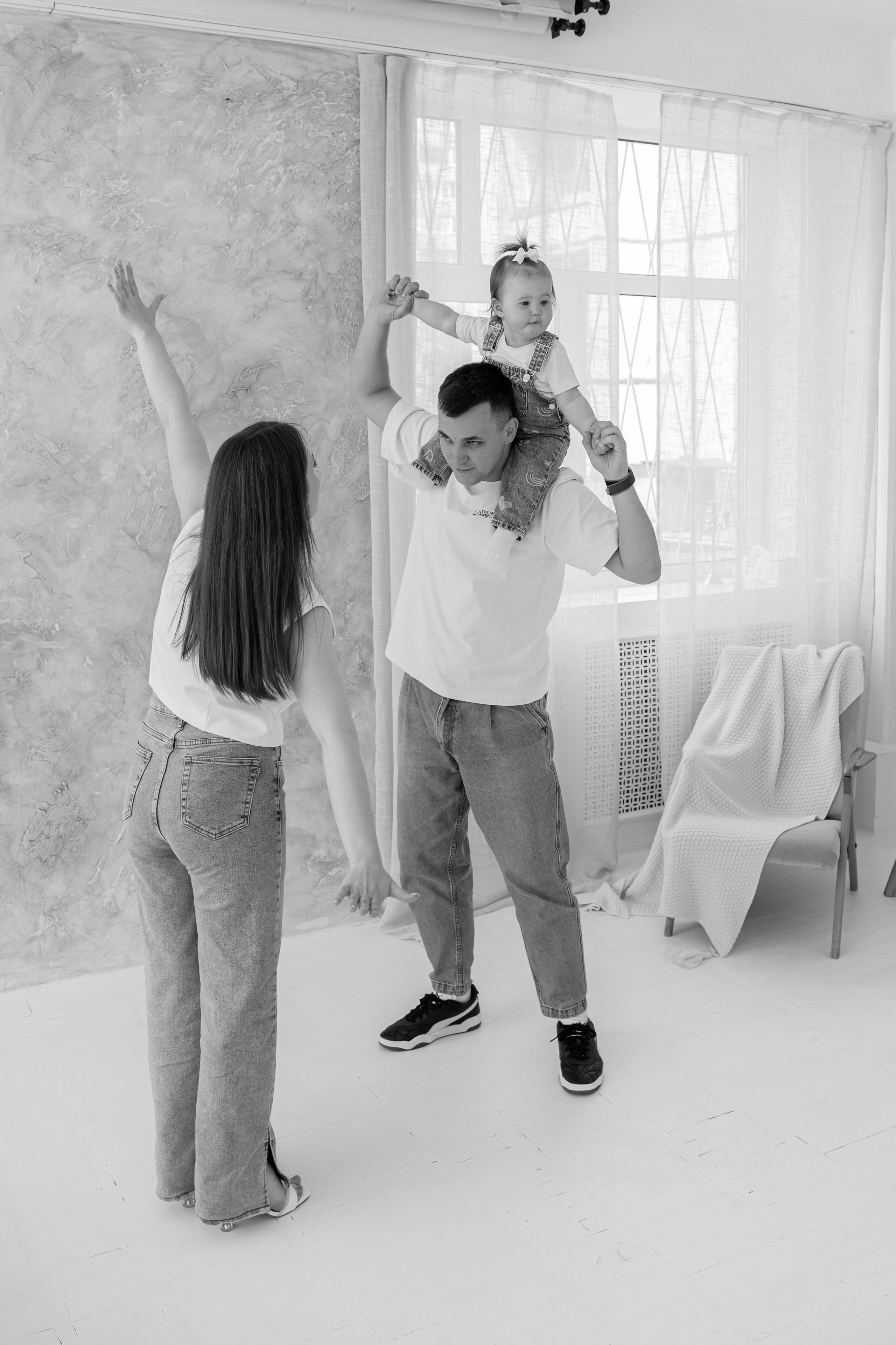 Софья семейная фотосессия студия Свет. Семейный, детский фотограф в Твери Кираева Лилия