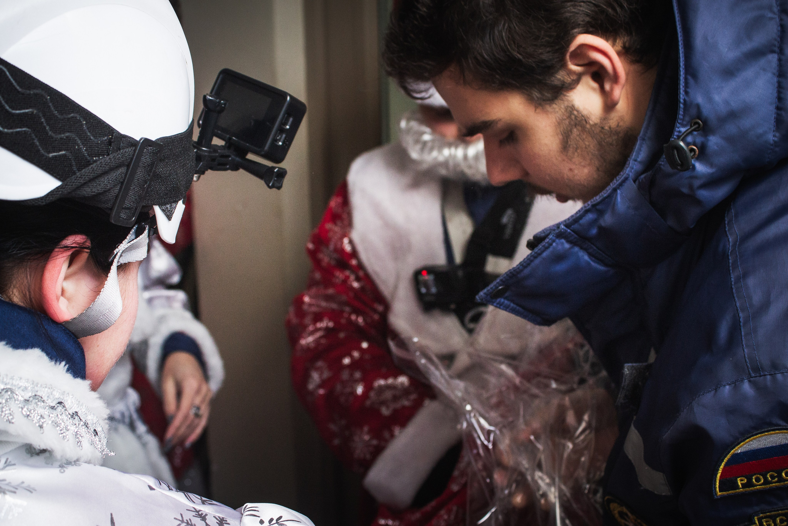 ВСКС. Десант Дедов Морозов. Илья Чемис — Фотограф в Мариуполе