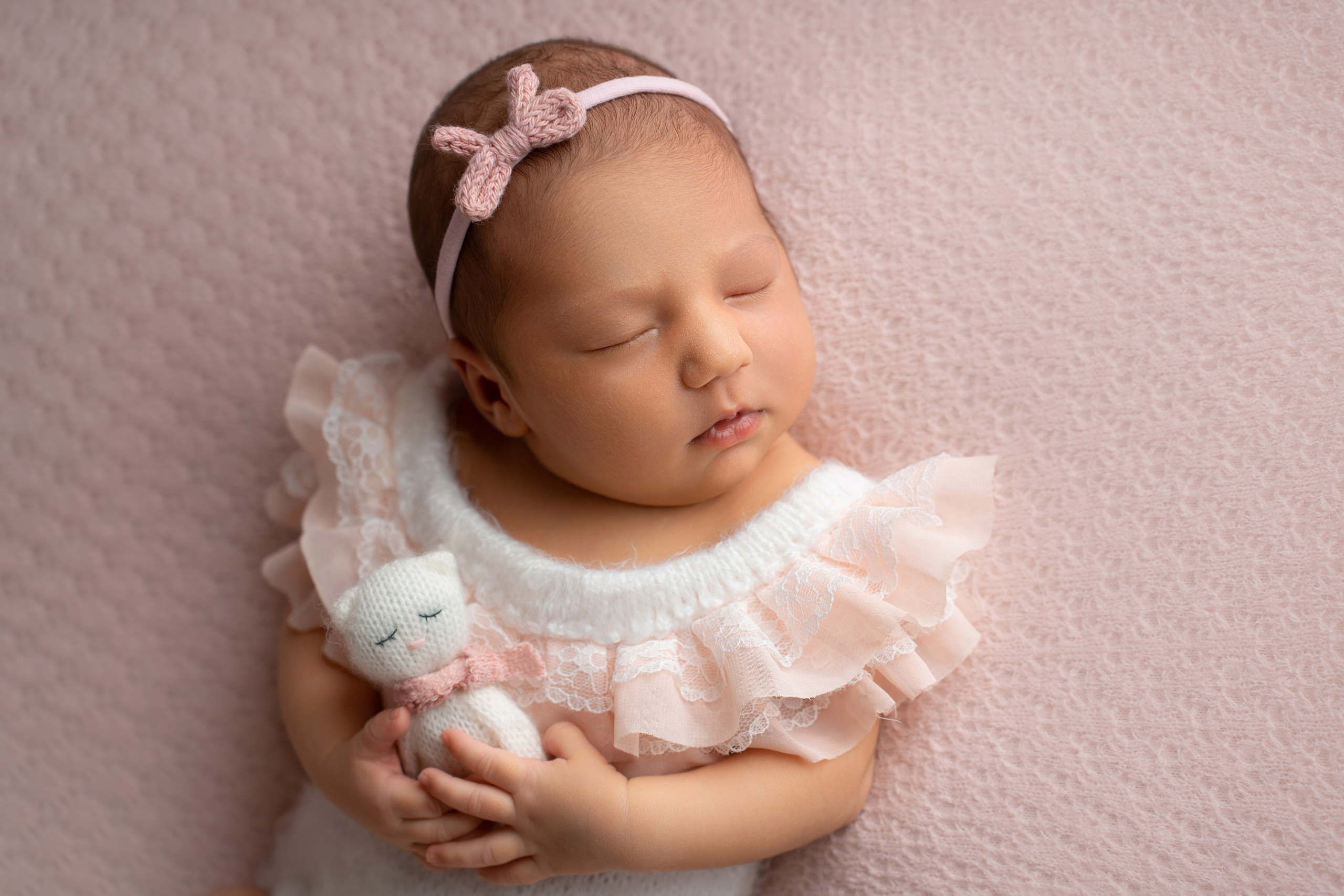 Ньюборн. Фотограф новорожденных Оренбург и свадебный фотограф Оренбург