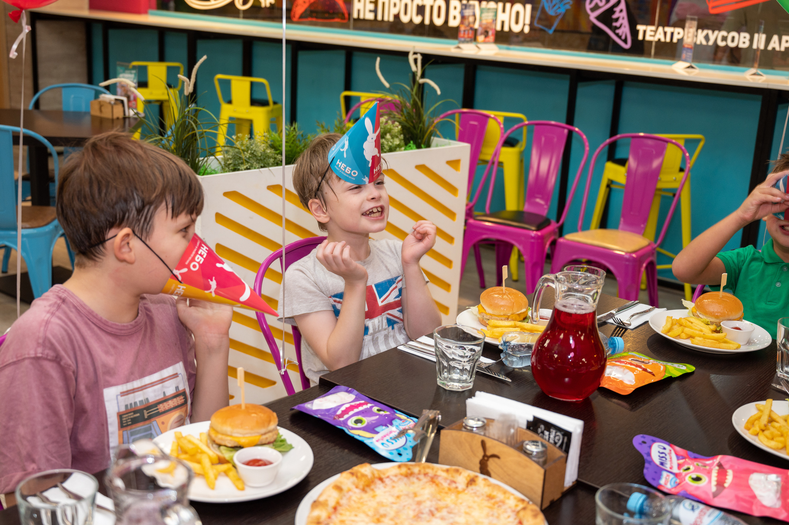 Фотограф на день рождения. Семейный и детский фотограф в детских садах и школах