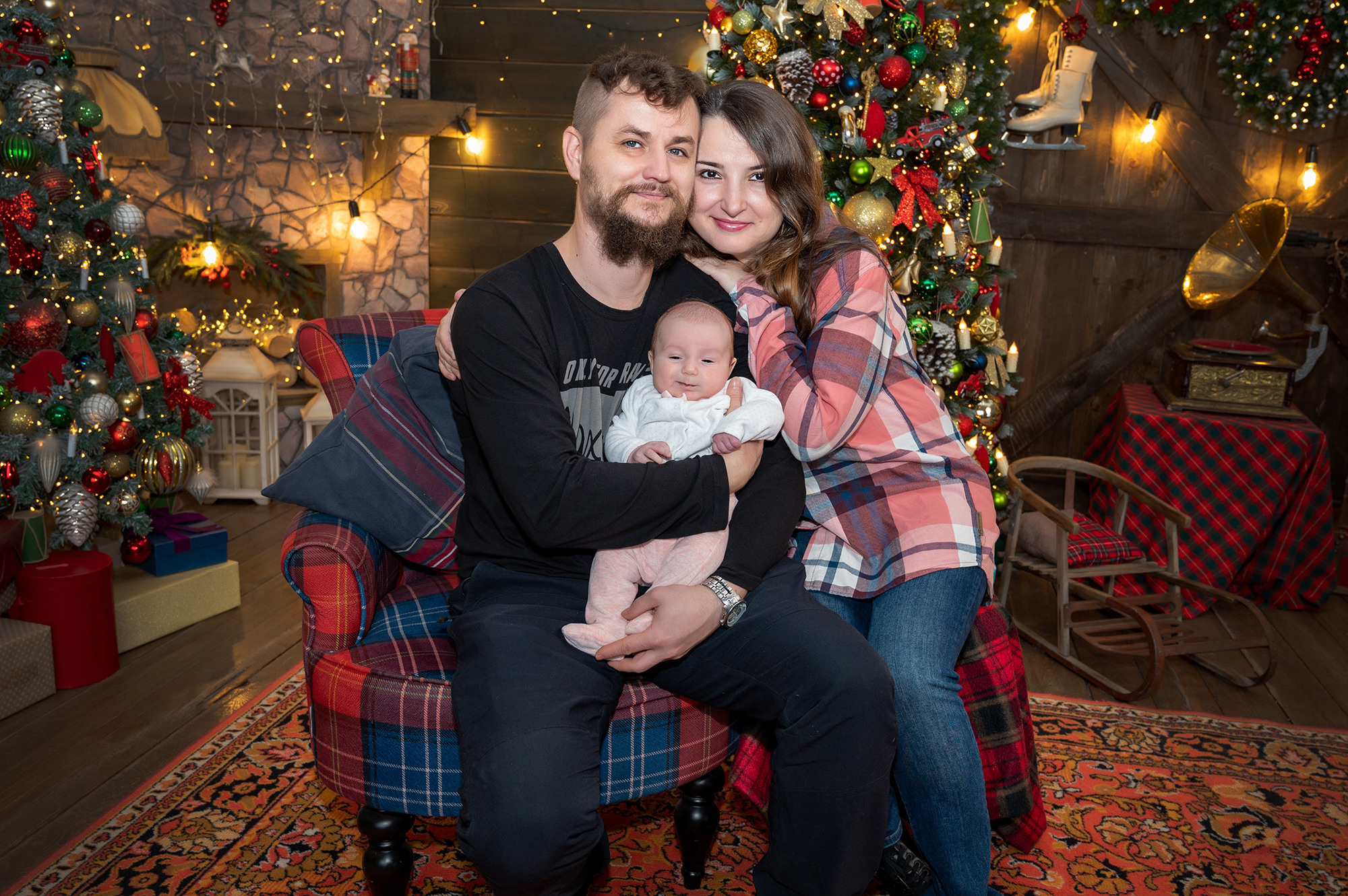 Новогодняя фотосессия семейная. Семейный и детский фотограф в детских садах и школах