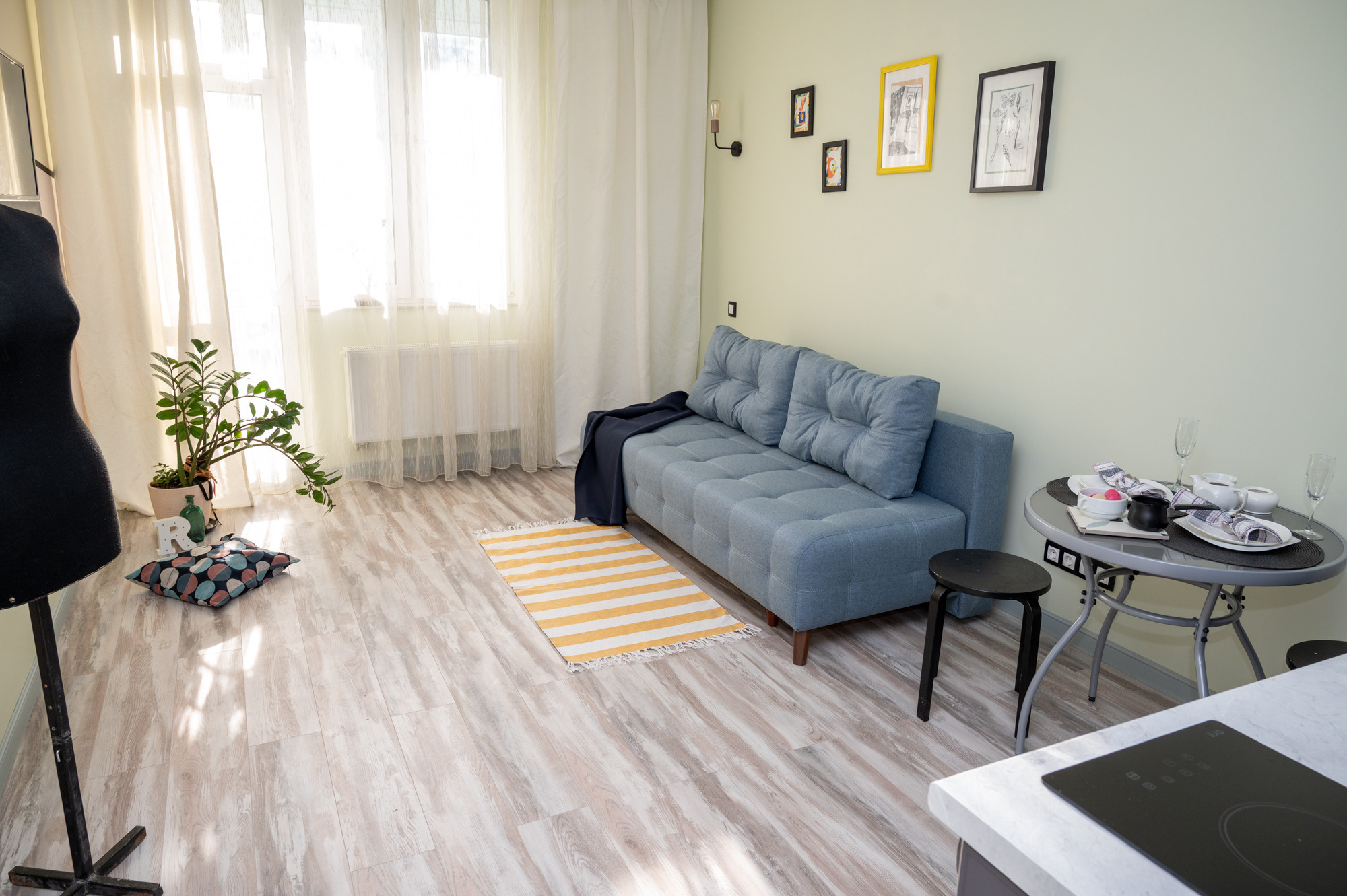 Квартира -студия в Мытищах. Семейный и детский фотограф в детских садах и школах