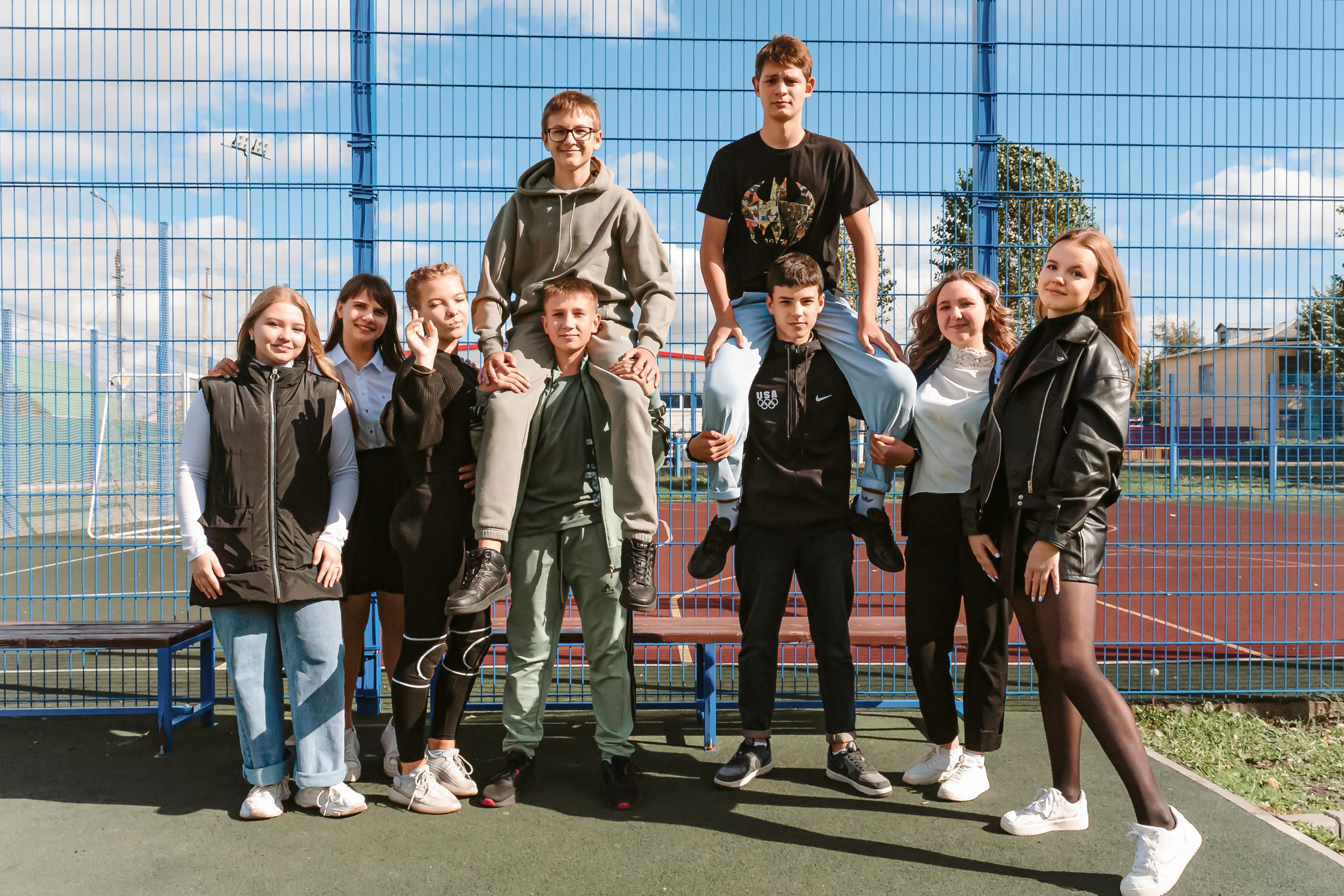 Друзья. Выпускные альбомы. Фотограф Ксения Борисова