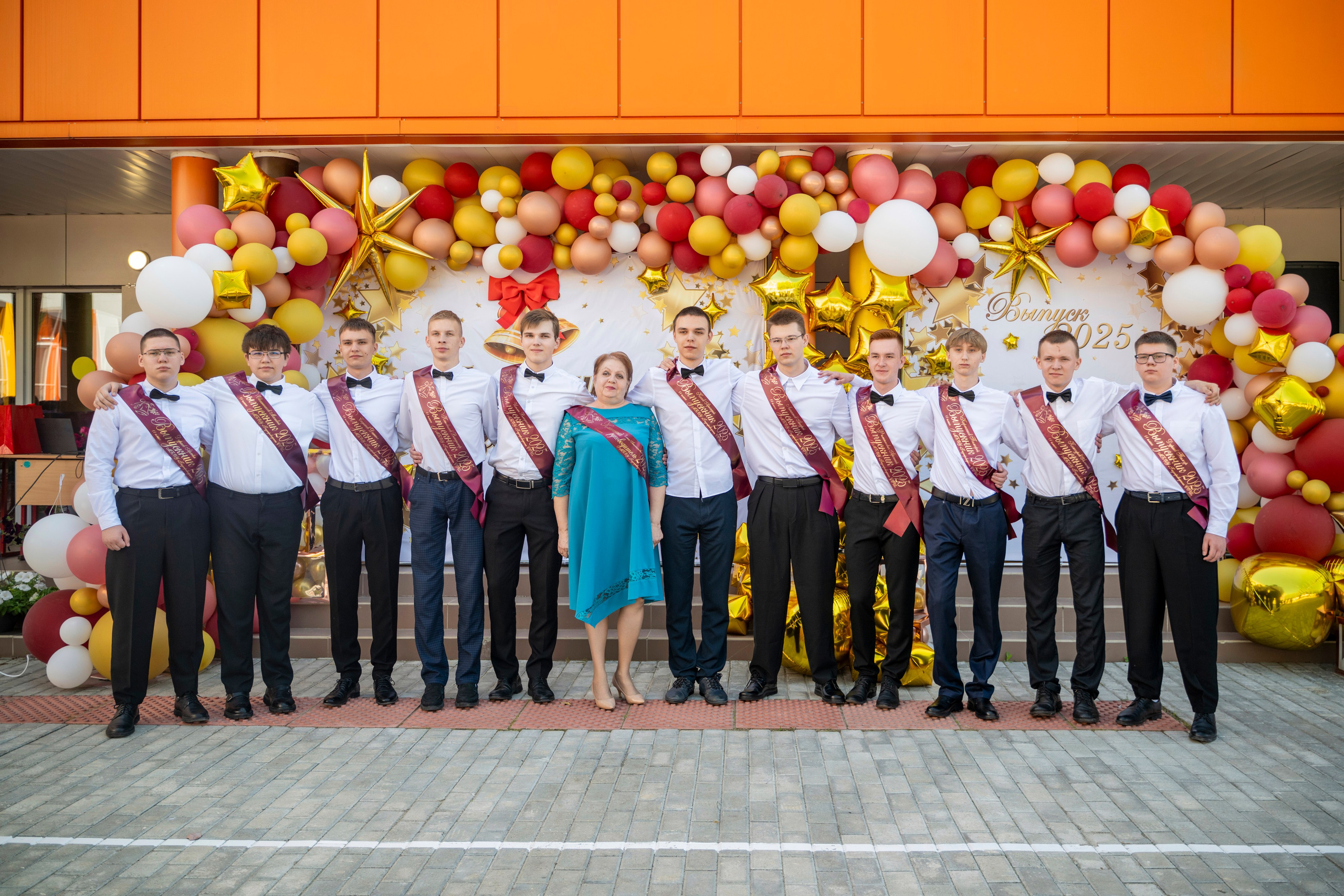 Последний звонок 11 класс. Фотограф самых запоминающихся моментов Вашей жизни