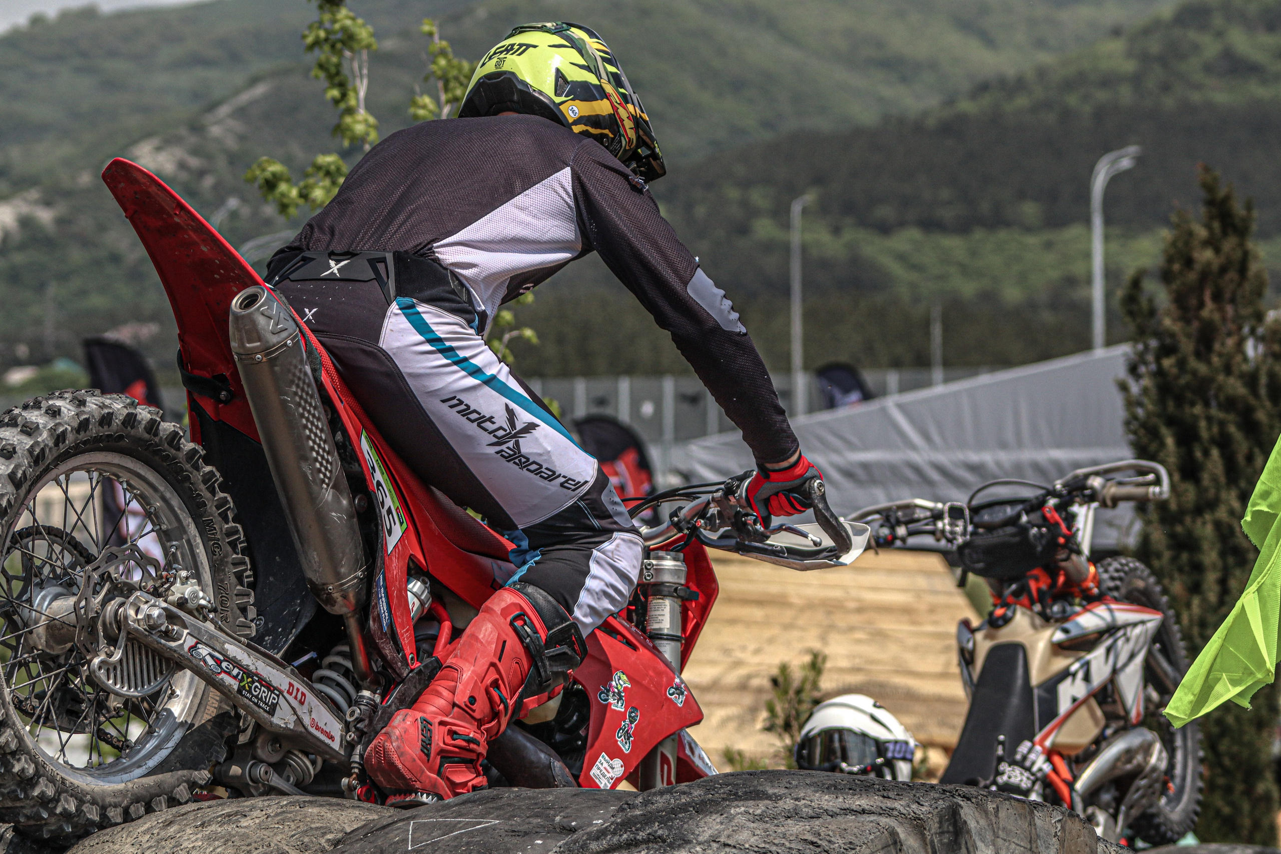 Enduro. Ivaladimirovna1995.wfolio.pro