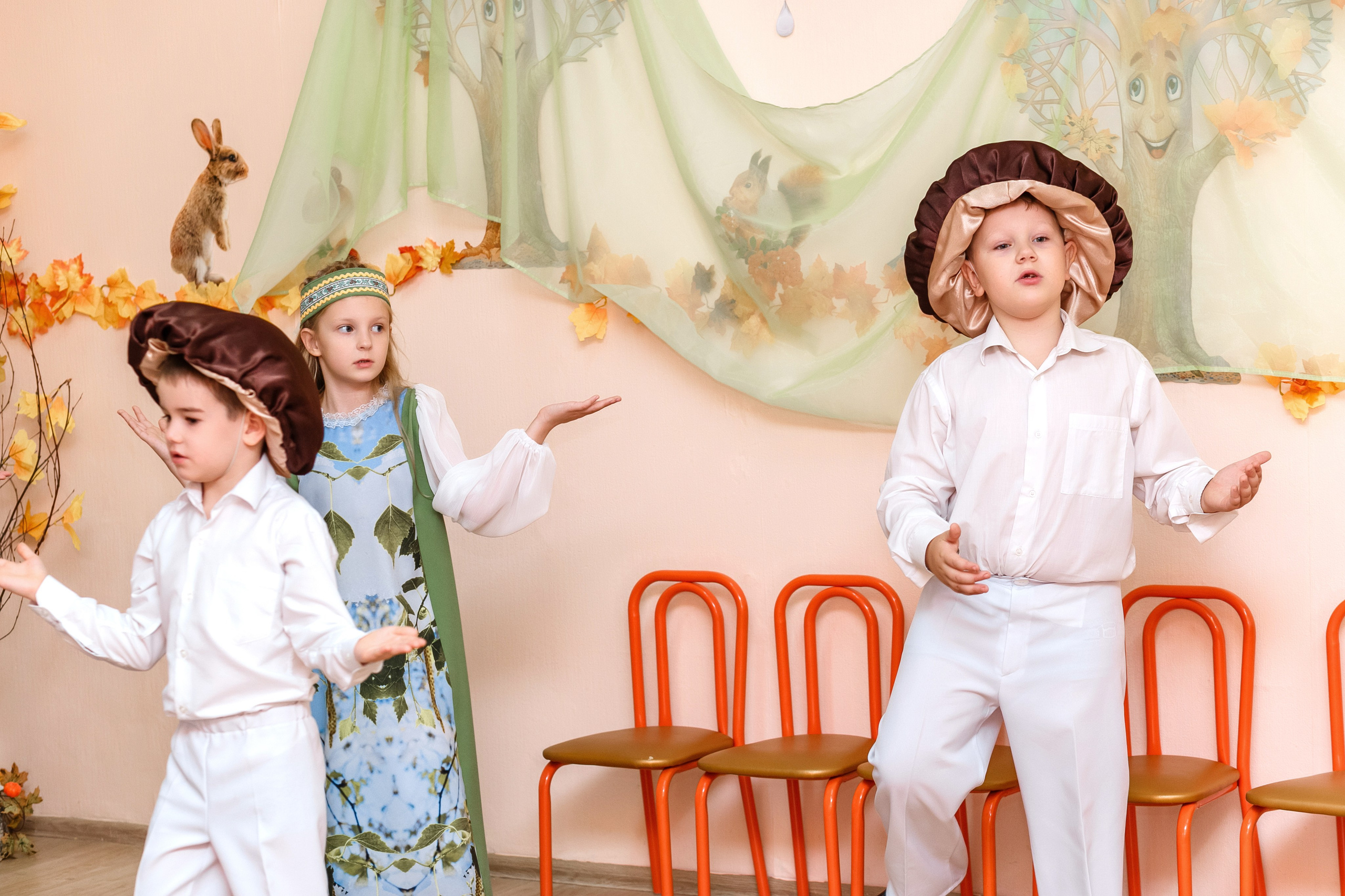 Детский сад \ осенний утренник. Фотограф в  г. Новосибирск