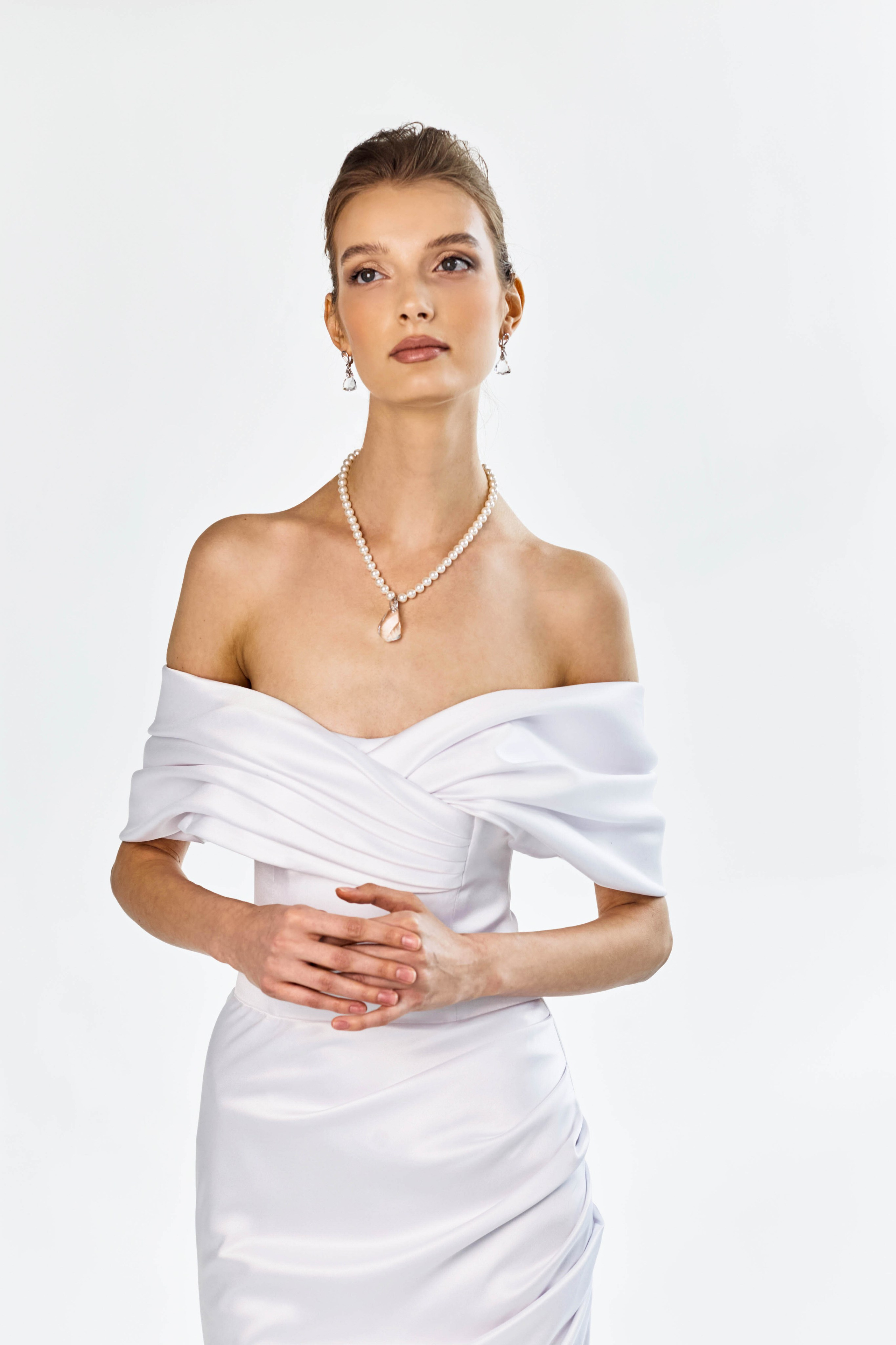 Дивайн. Свадебный салон-ателье Бонжур в Минске Bonjour